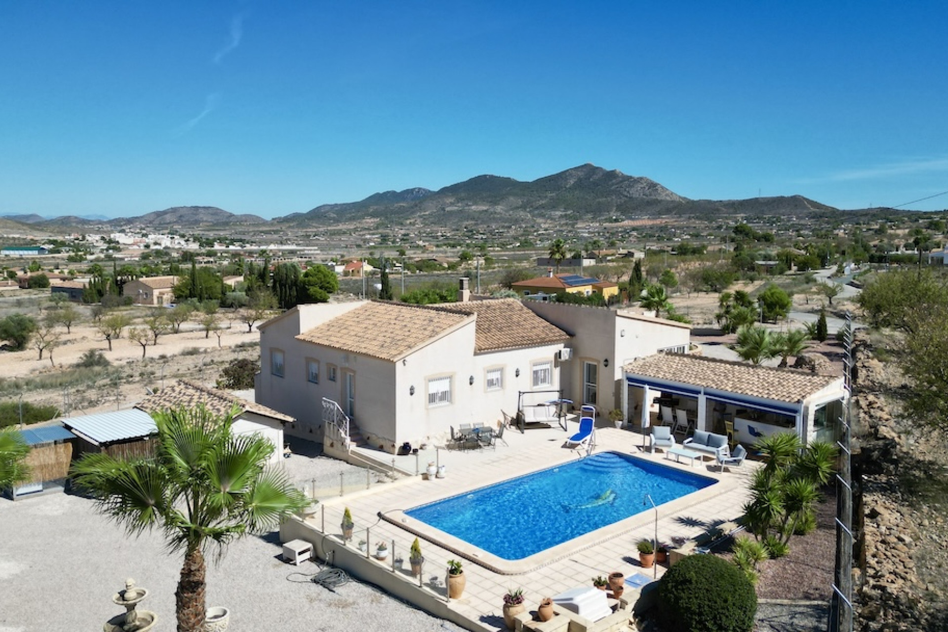 Resale - Villa - HONDON DE LOS FRAILES