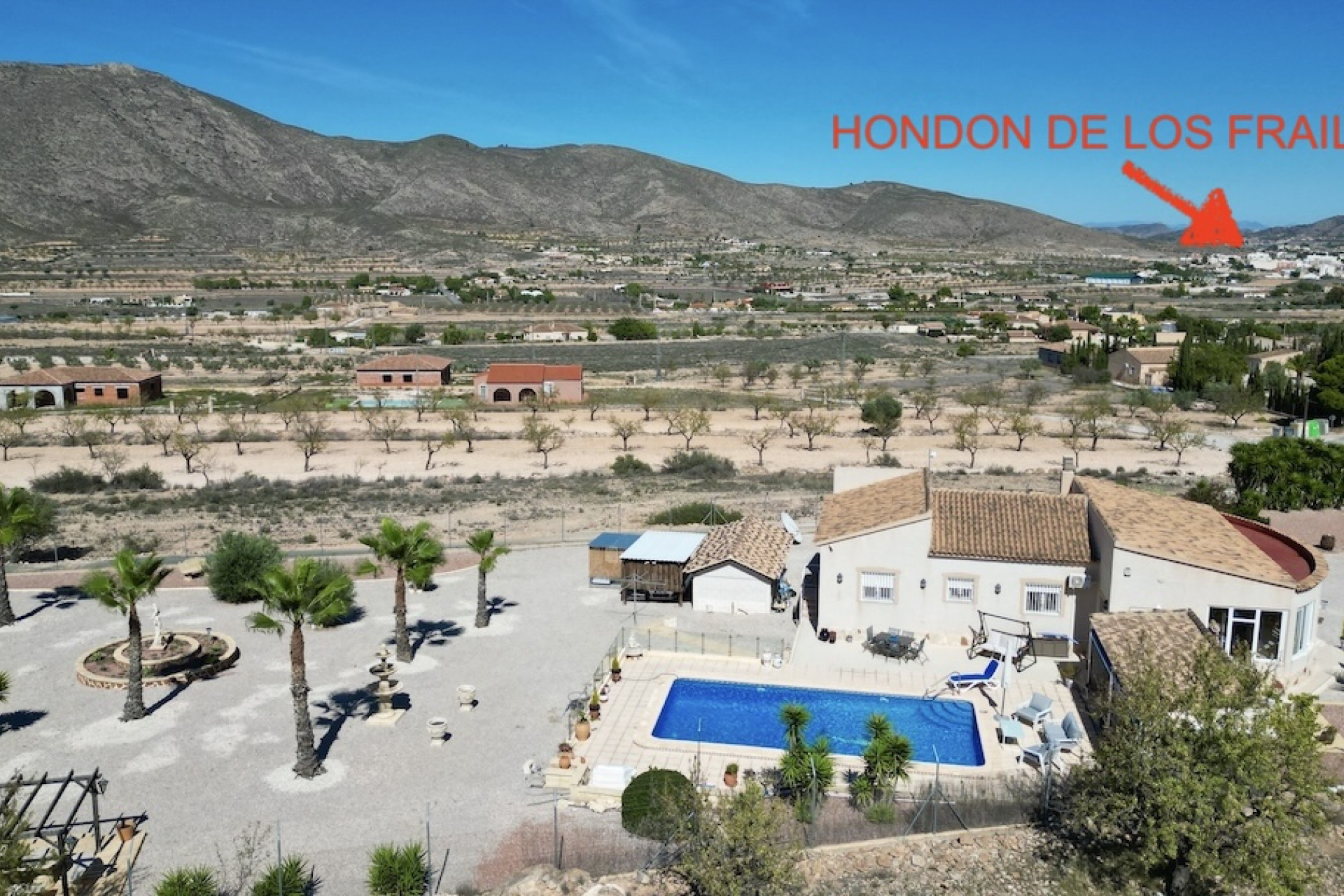 Resale - Villa - HONDON DE LOS FRAILES