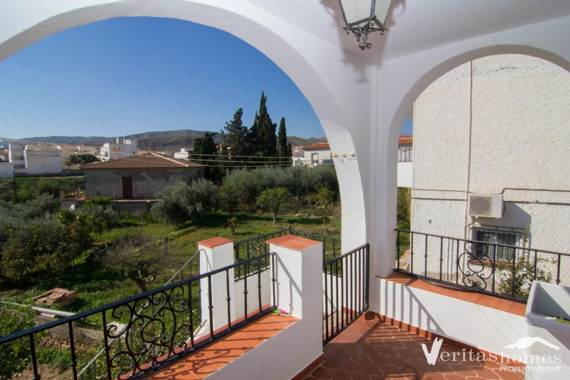 Resale - Villa - Los Gallardos