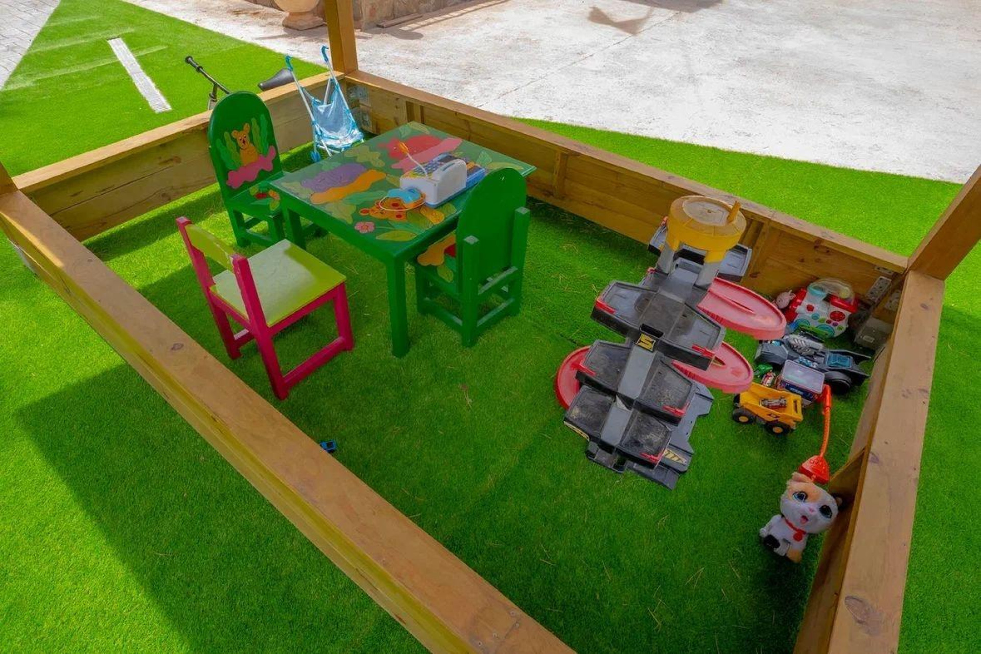 Resale - Villa - Naquera - Casco Urbano