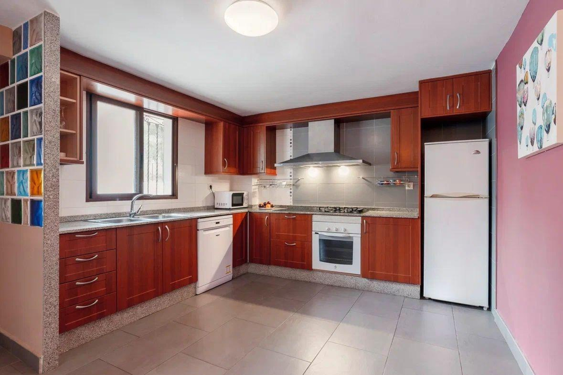 Resale - Villa - Naquera - Casco Urbano