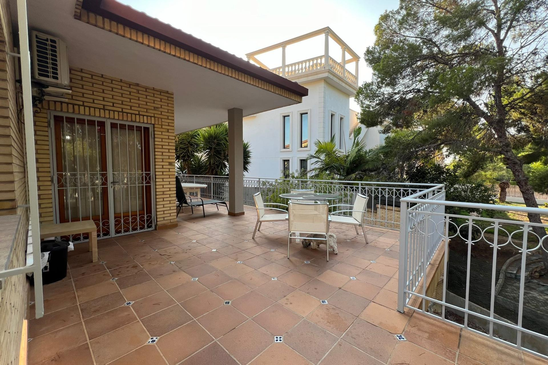 Resale - Villa - Orihuela Costa - Campoamor