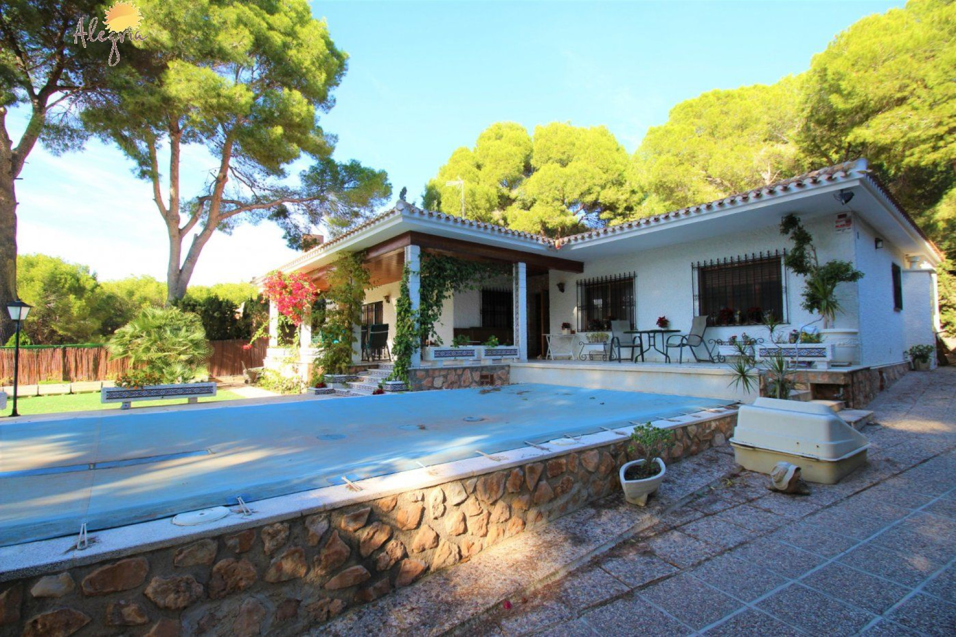 Resale - Villa - Orihuela Costa - Campoamor