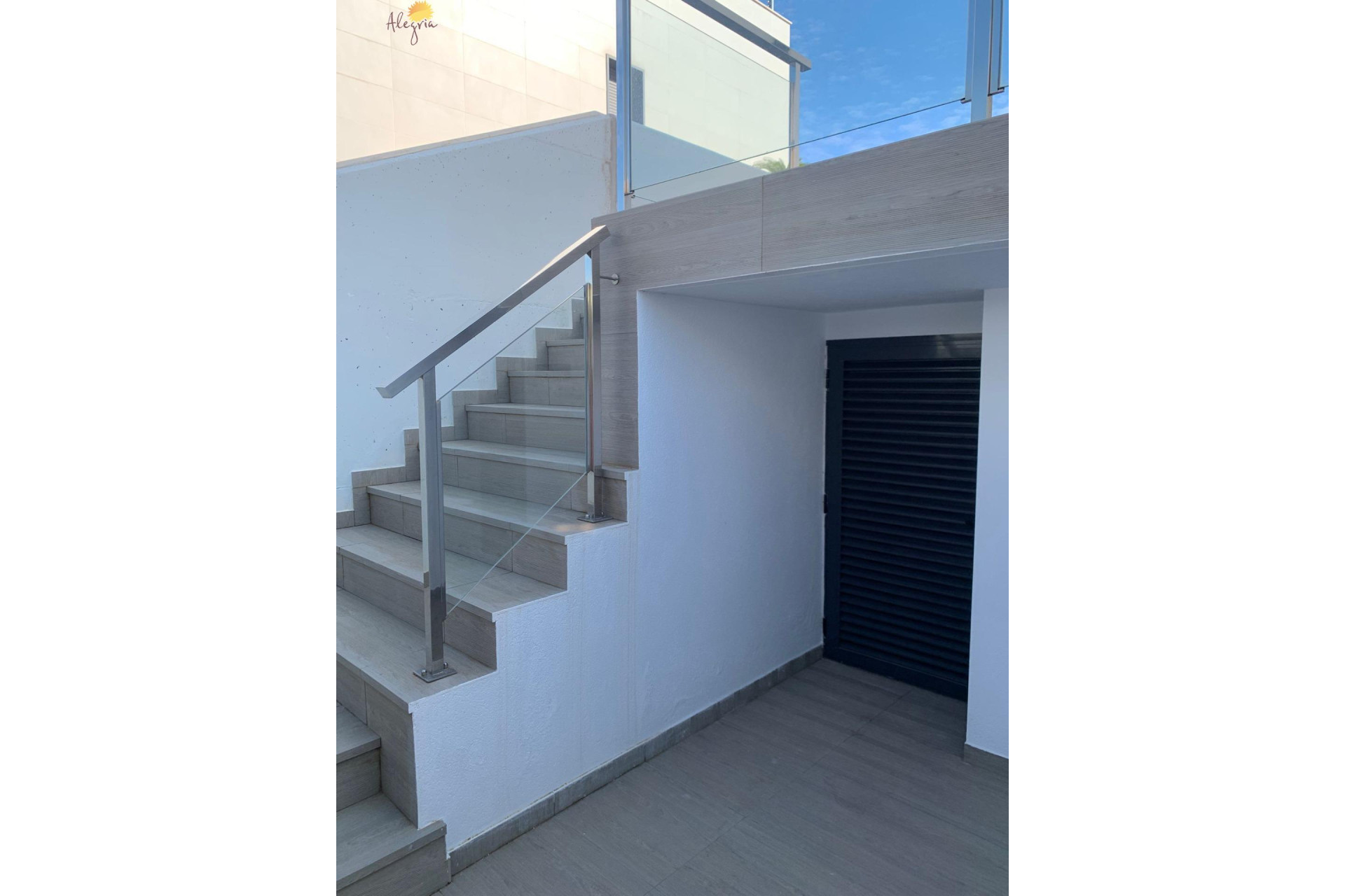 Resale - Villa - Orihuela Costa - Campoamor