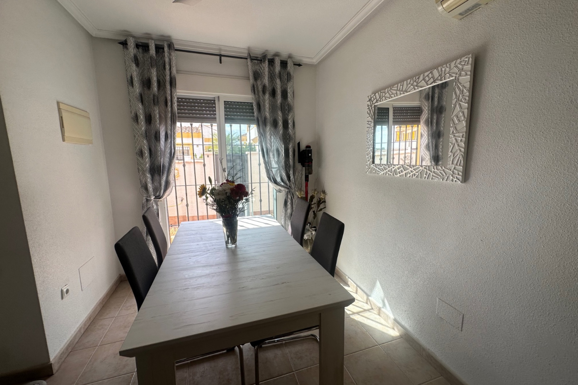 Resale - Villa - Orihuela Costa - Entre Naranjos Vistabella