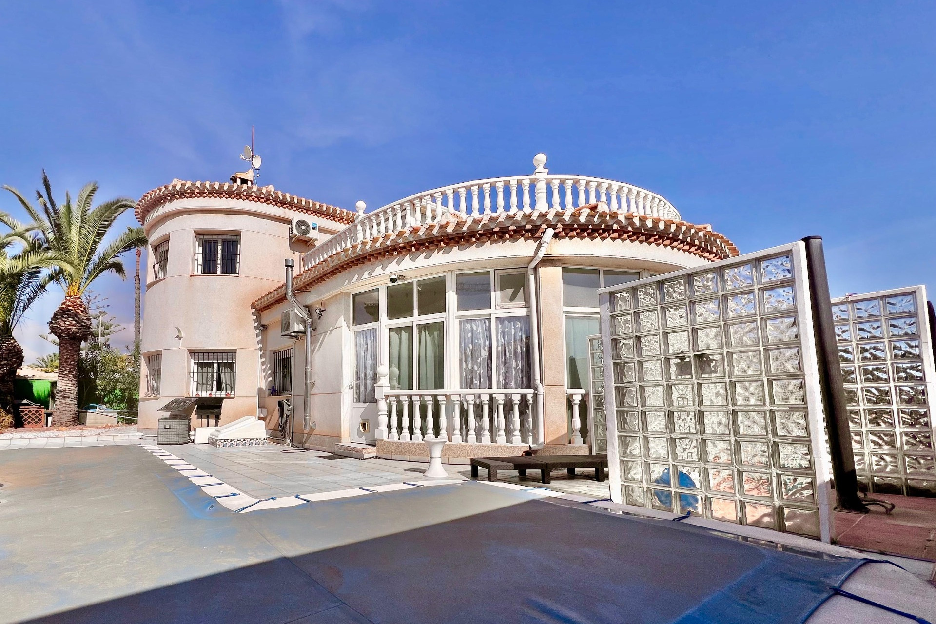 Resale - Villa - Orihuela Costa - La Zenia