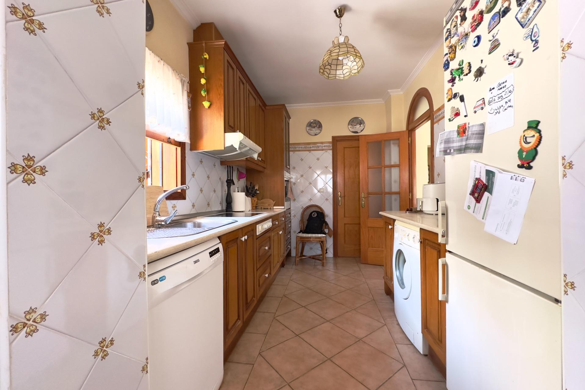 Resale - Villa - Orihuela Costa - La Zenia