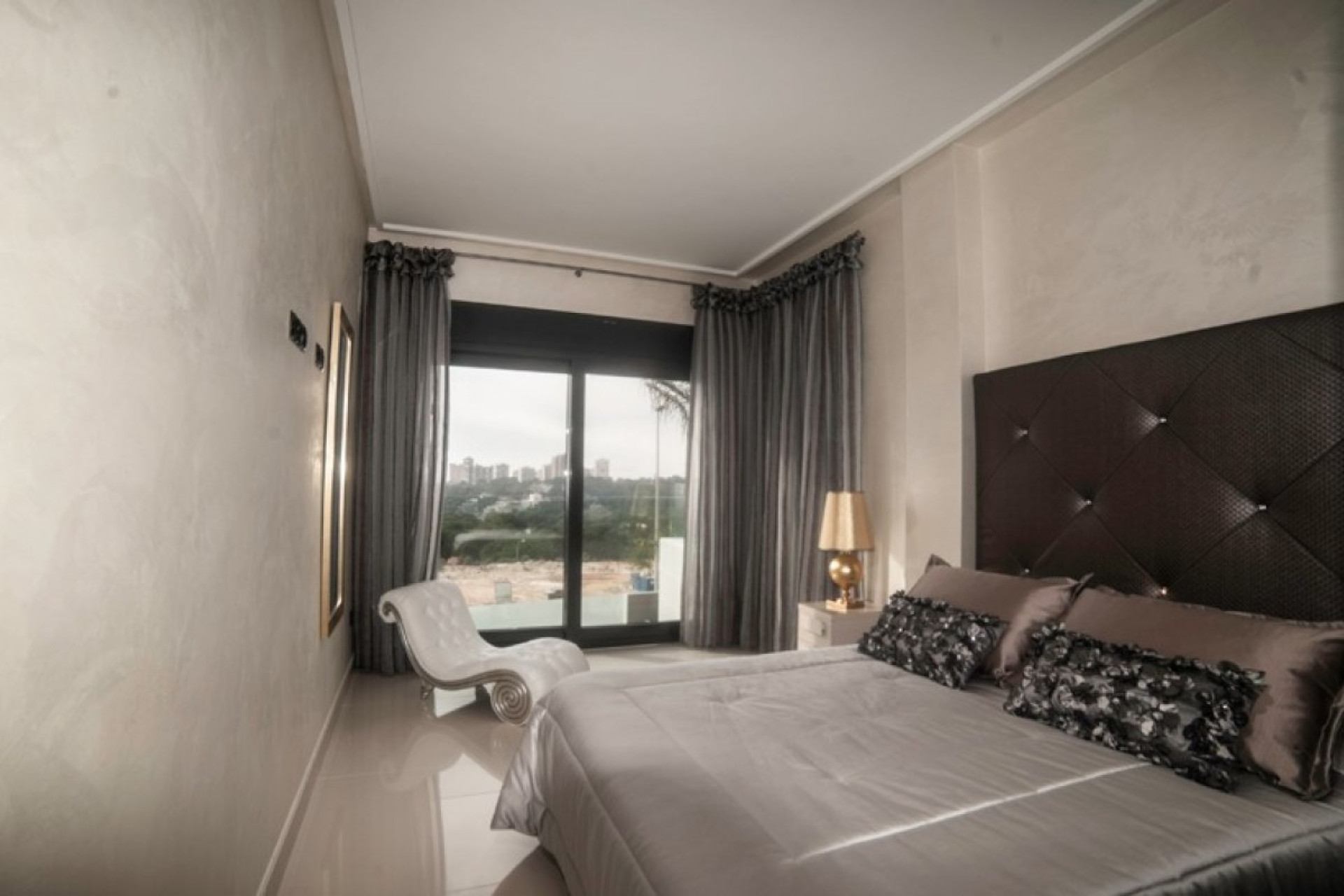 Resale - Villa - Orihuela Costa - La Zenia