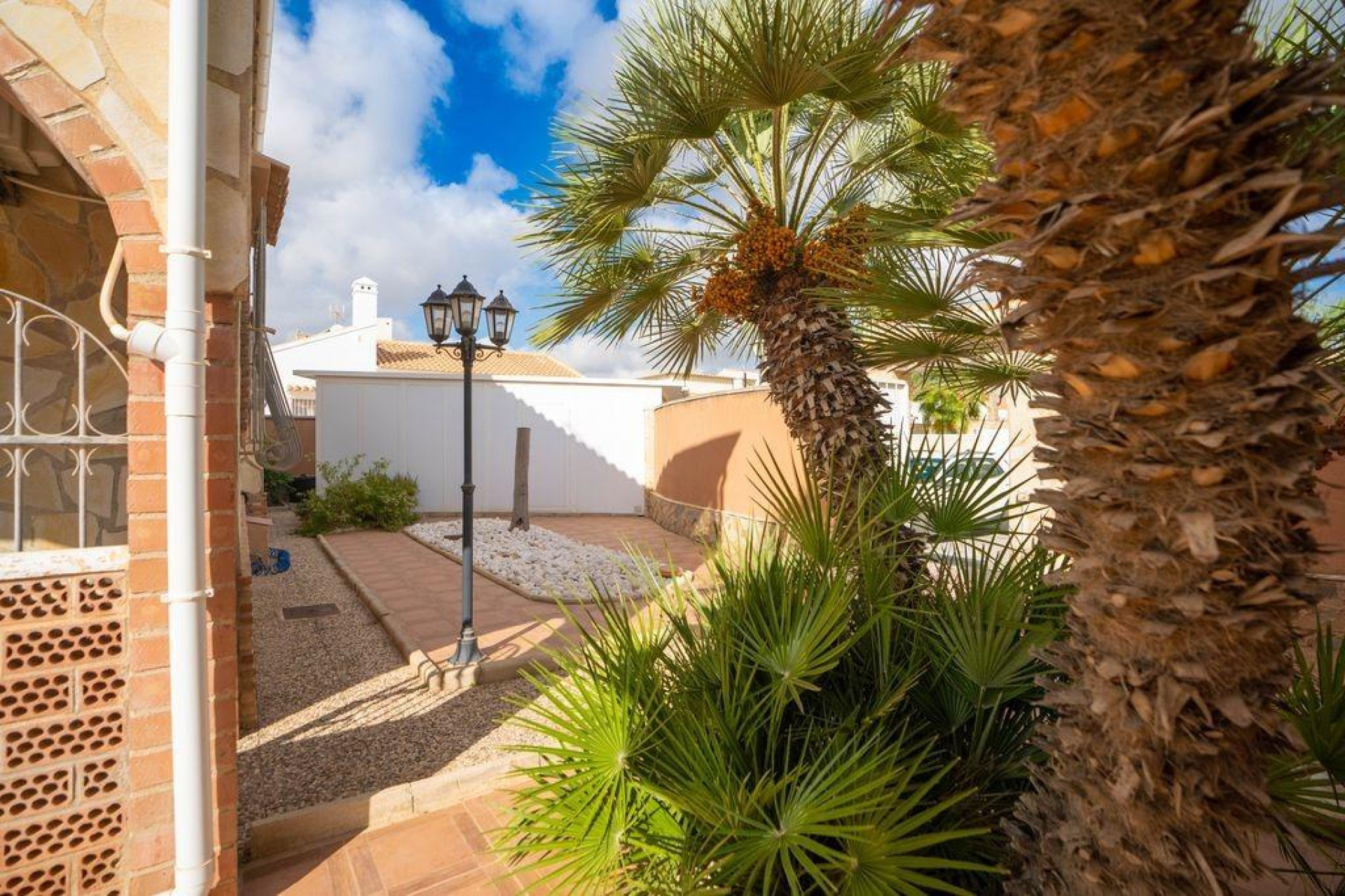 Resale - Villa - Orihuela Costa - Los Almendros-La Florida