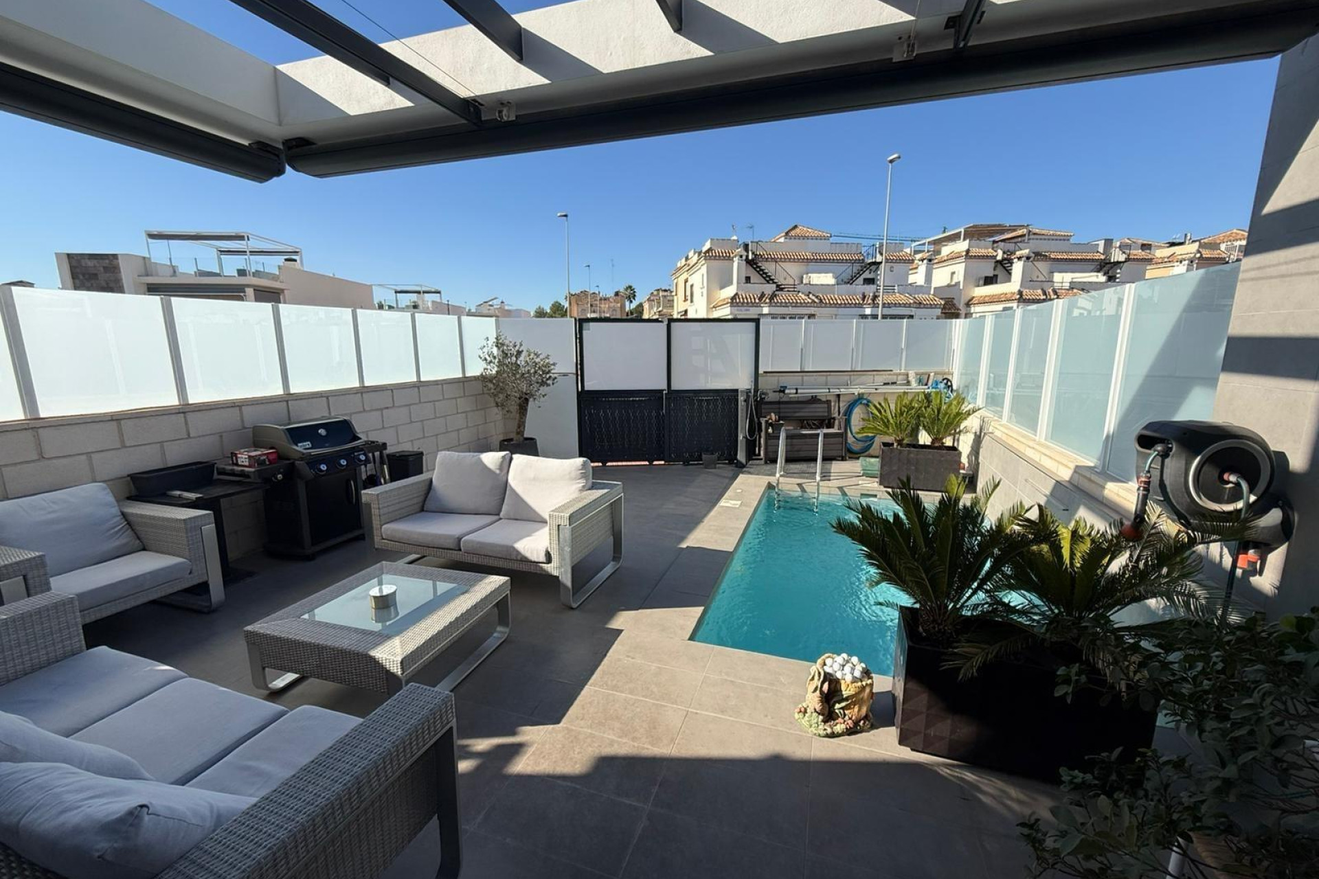 Resale - Villa - Orihuela Costa - PAU 26