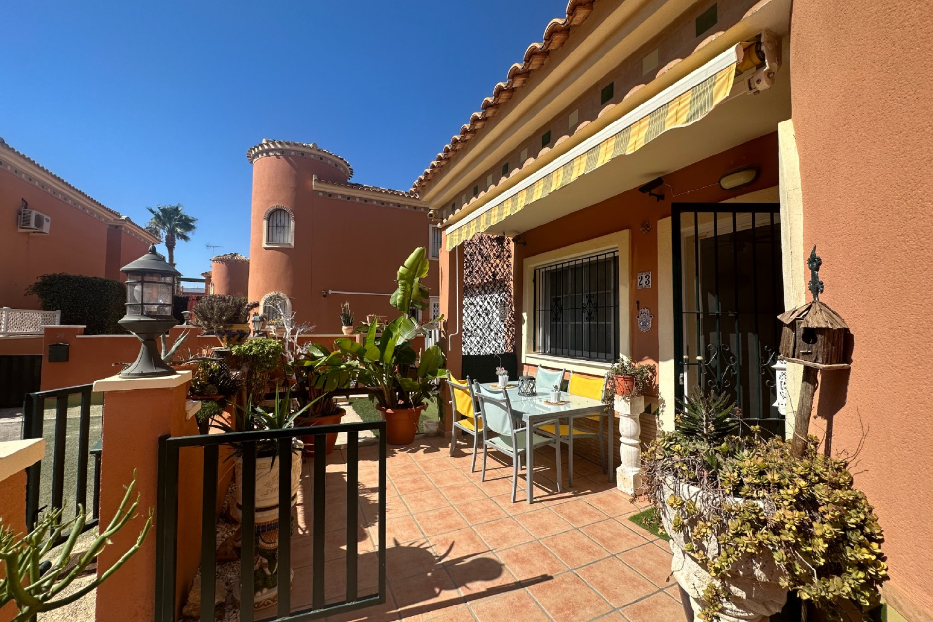 Resale - Villa - Orihuela Costa - Playa Flamenca