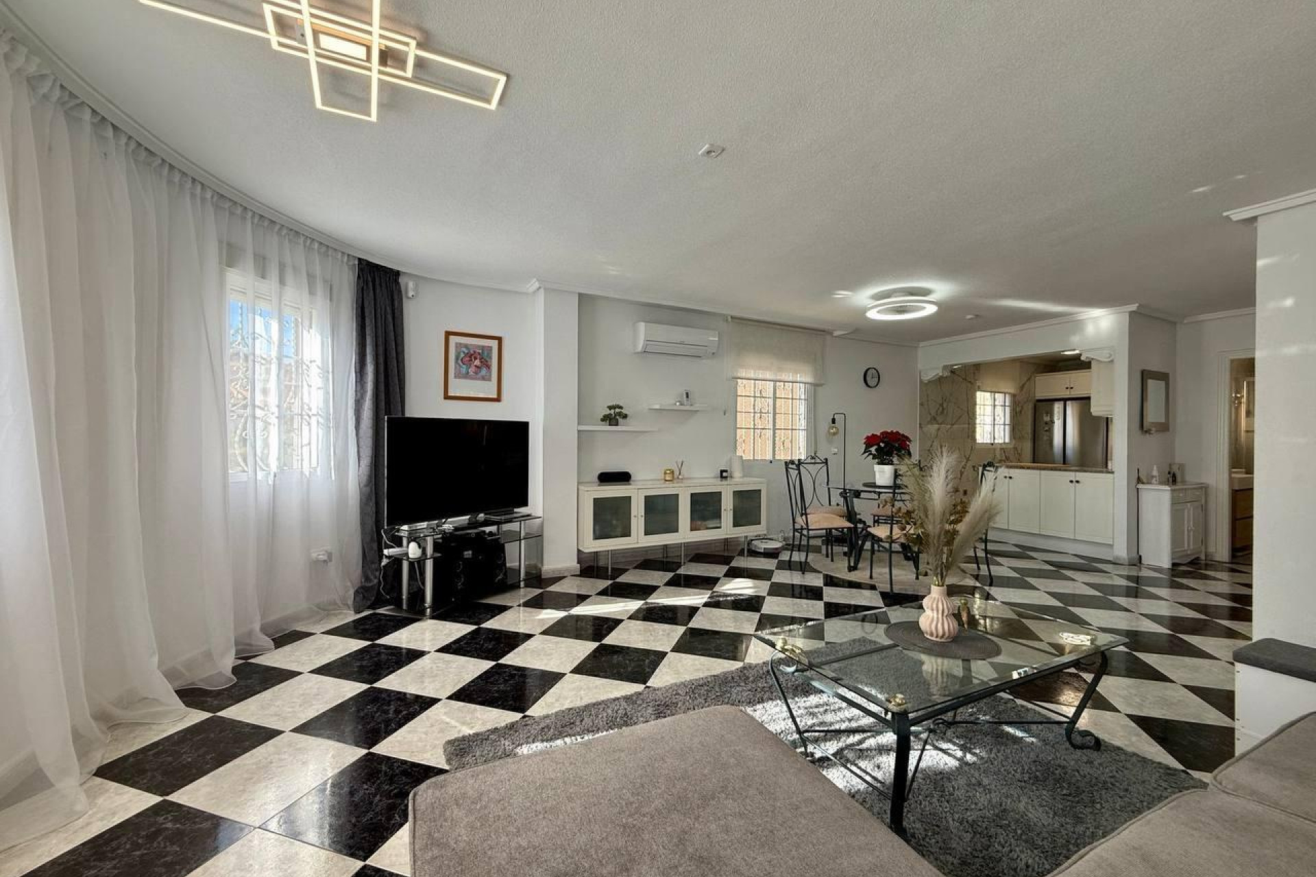 Resale - Villa - Orihuela Costa - Playa Flamenca