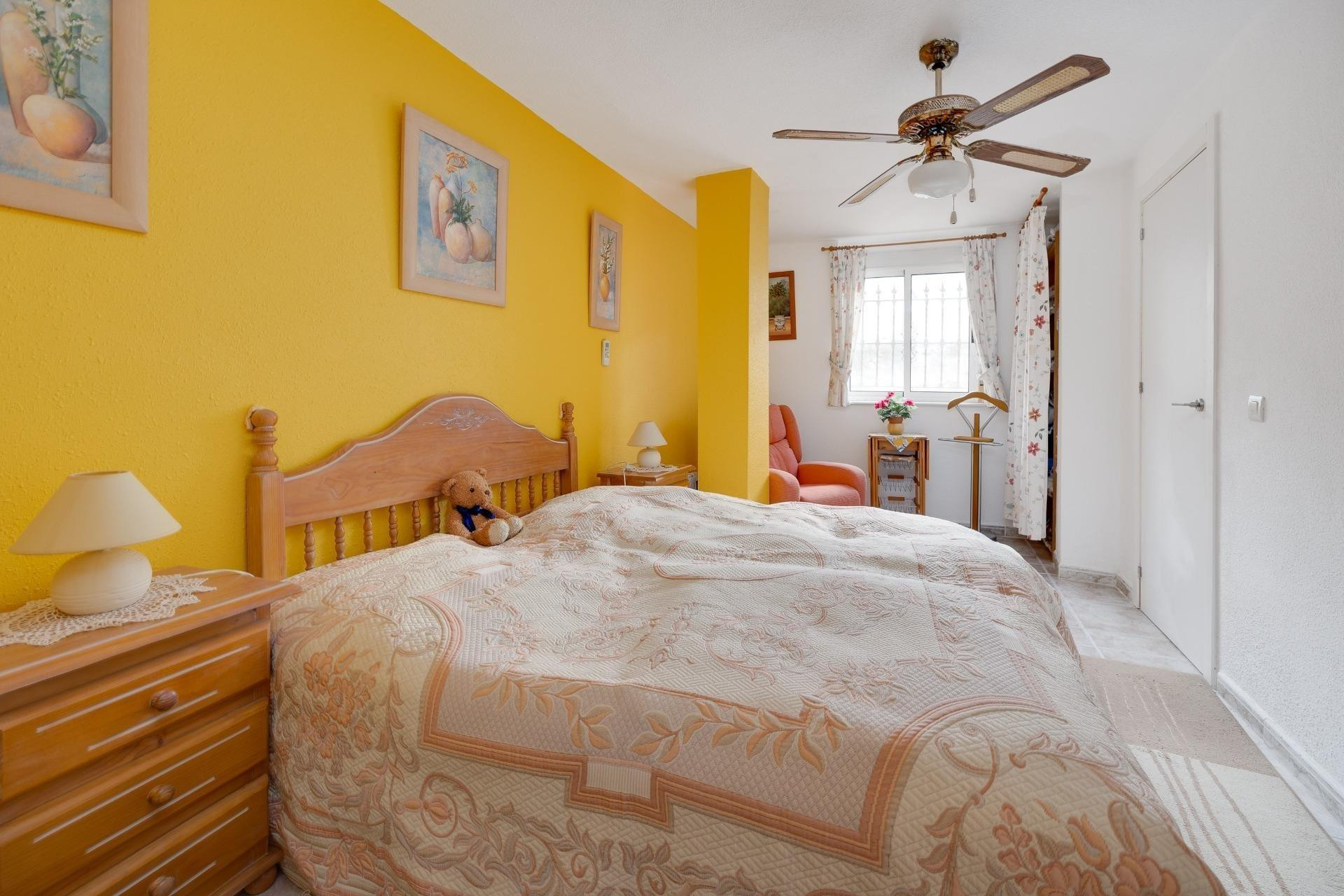 Resale - Villa - Orihuela Costa - Playa Flamenca