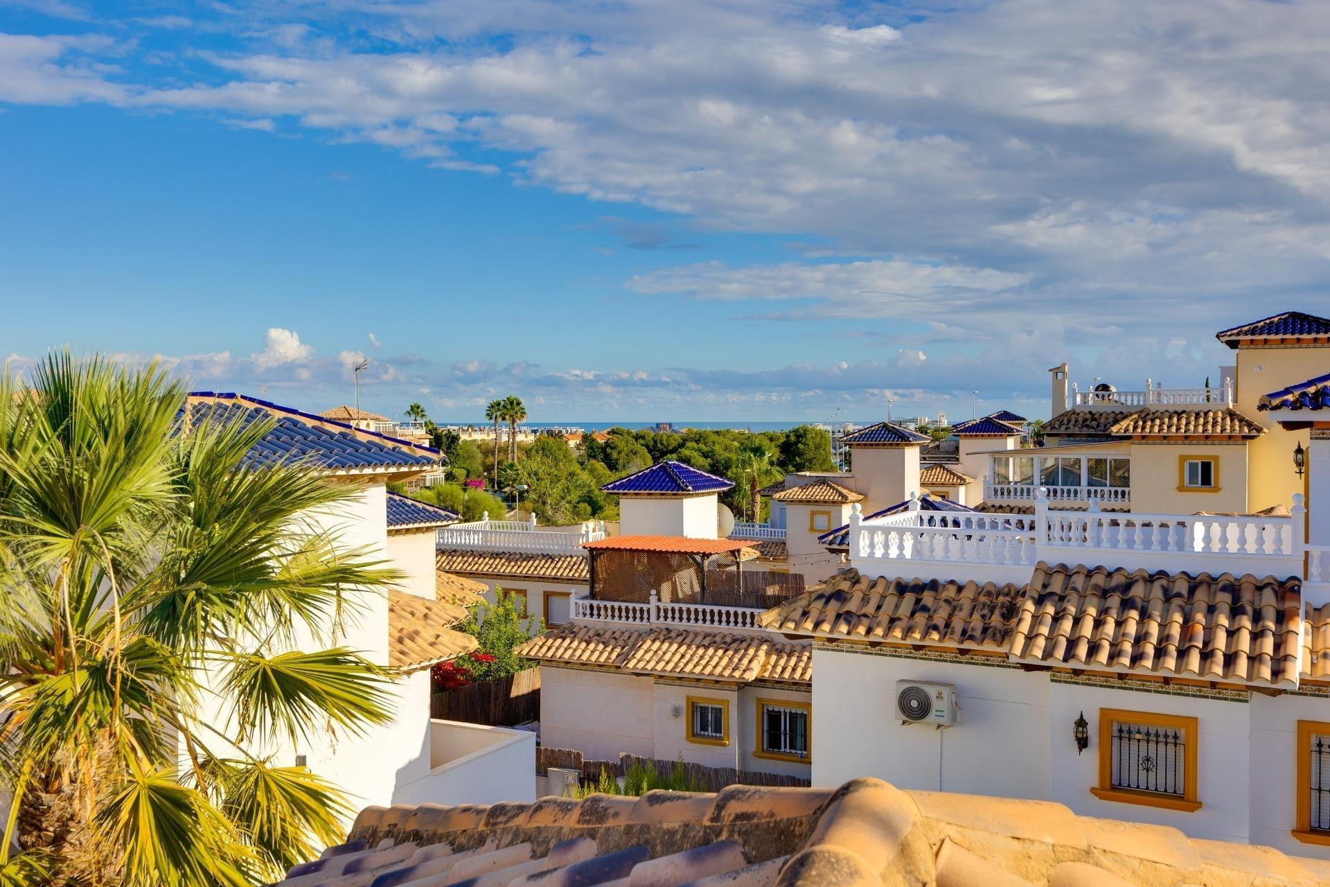 Resale - Villa - Orihuela Costa - Playa Flamenca