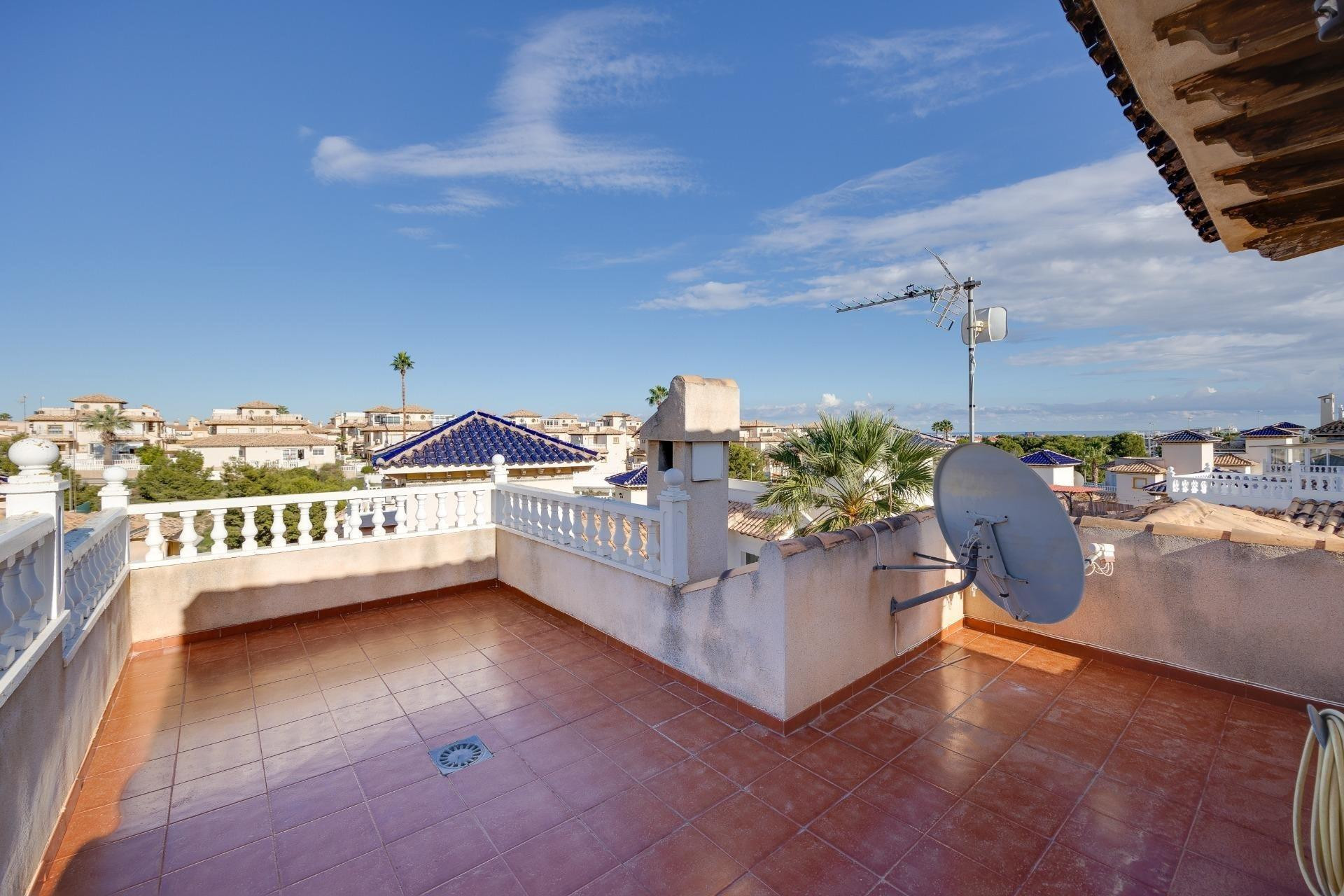 Resale - Villa - Orihuela Costa - Playa Flamenca
