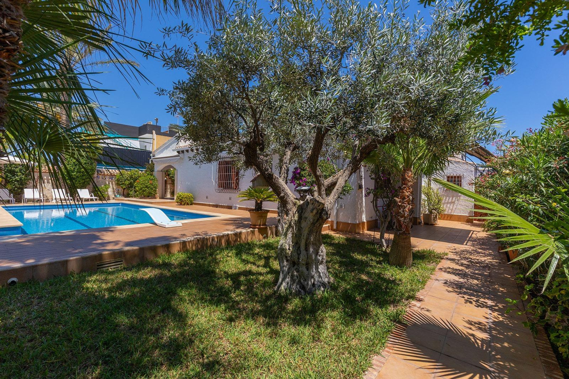 Resale - Villa - Orihuela Costa - Rocio del Mar