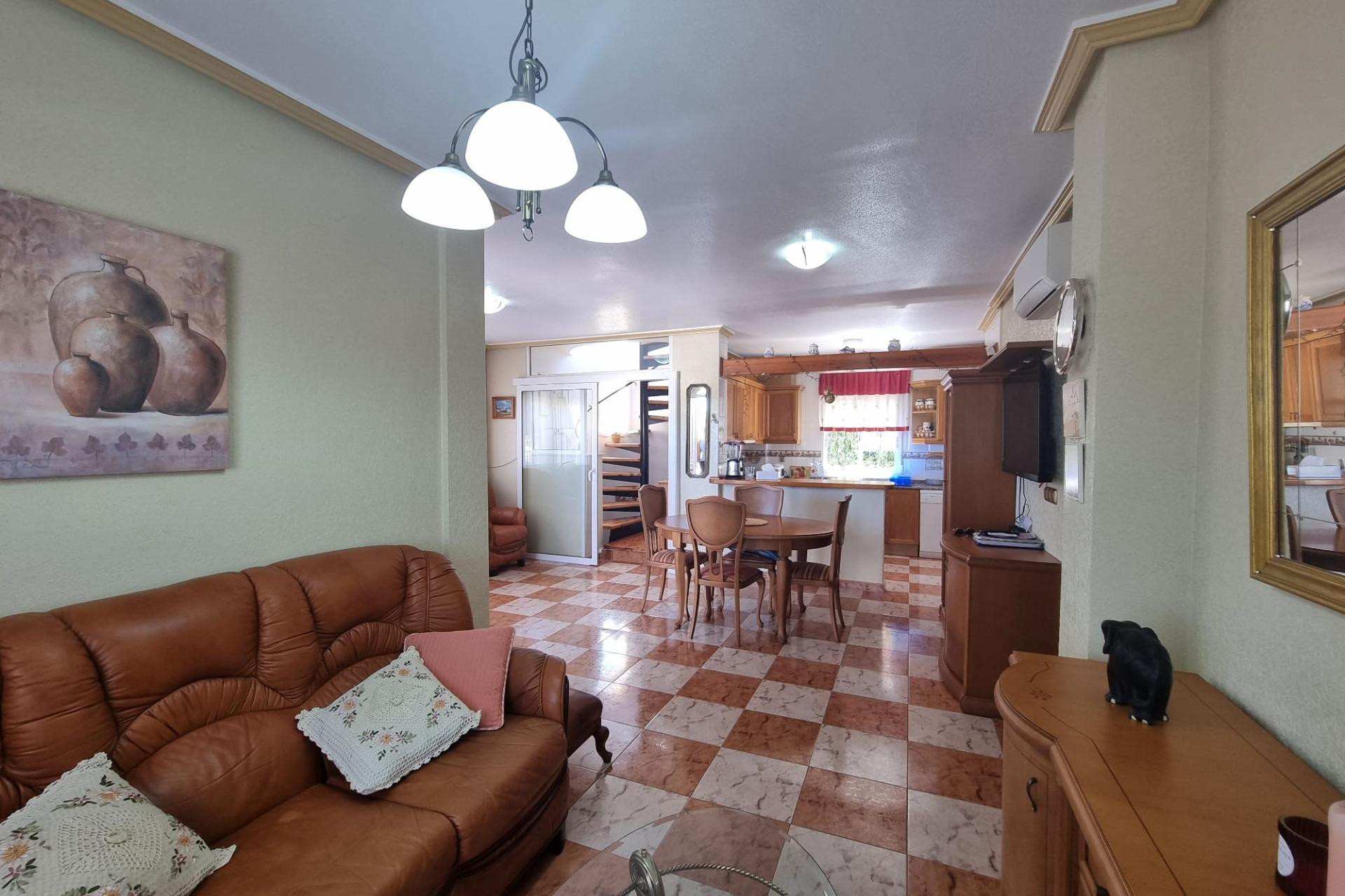 Resale - Villa - Orihuela Costa - Villamartin