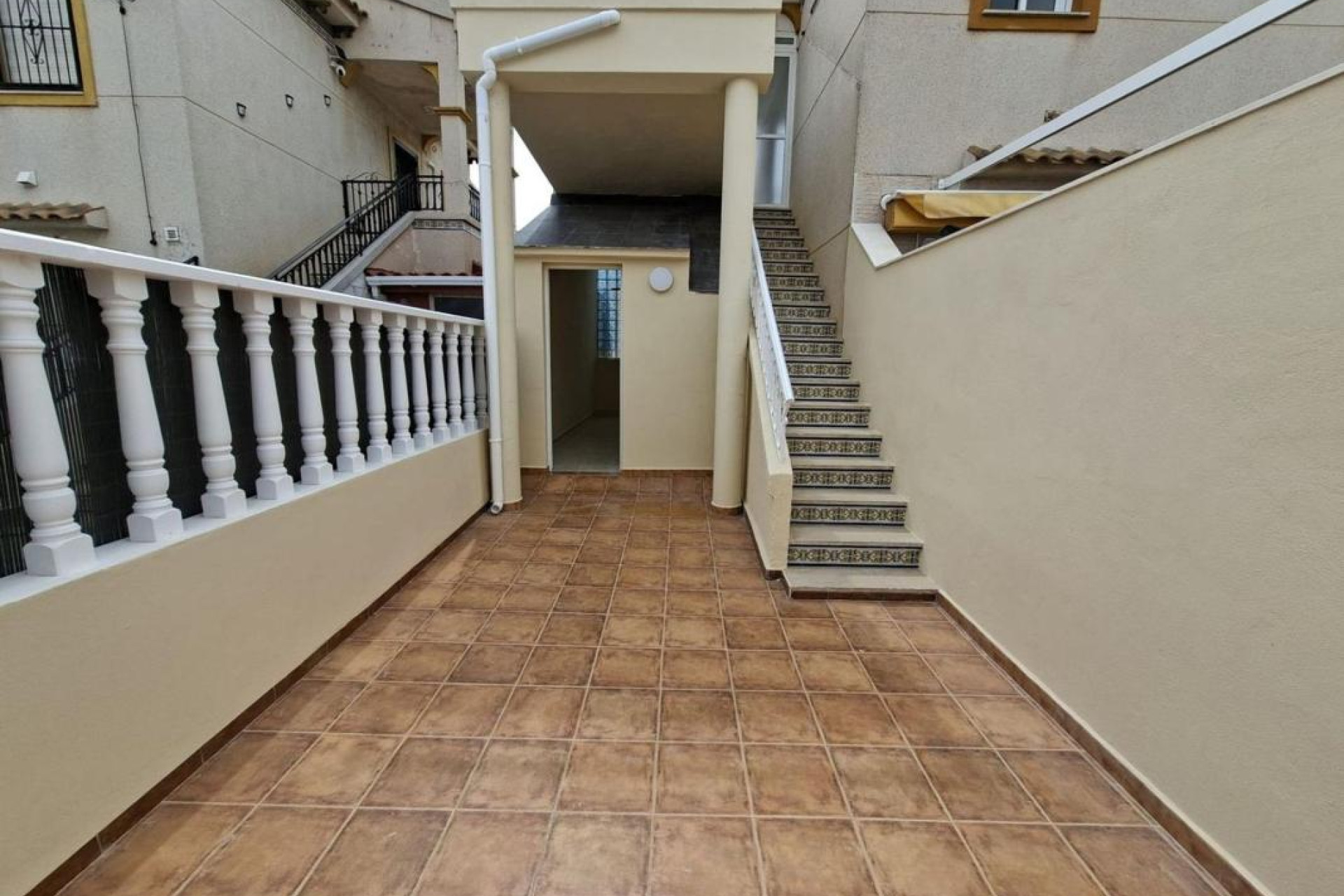 Resale - Villa - Orihuela