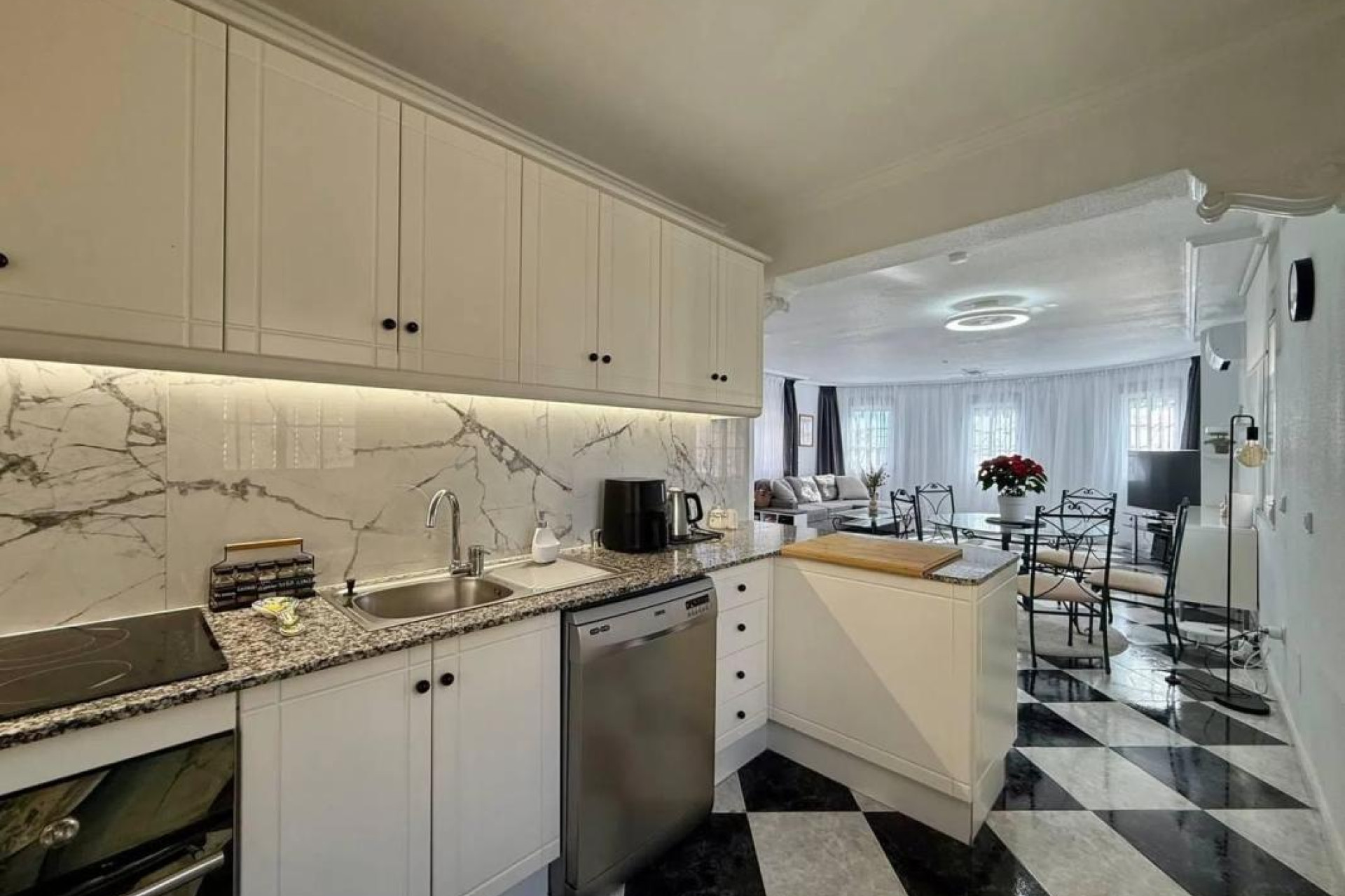 Resale - Villa - Orihuela