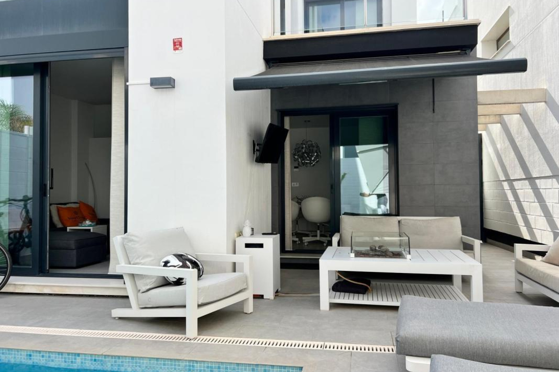 Resale - Villa - Orihuela
