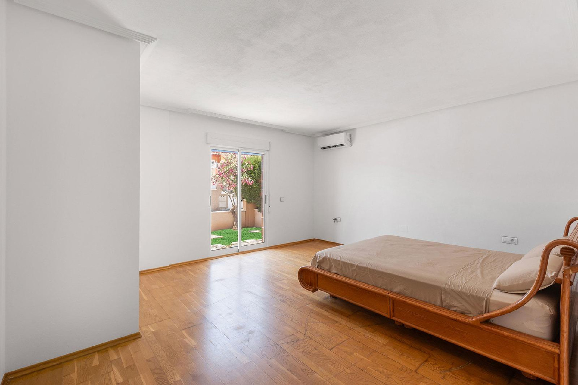 Resale - Villa - Pilar de la Horadada - La Torre de la Horadada