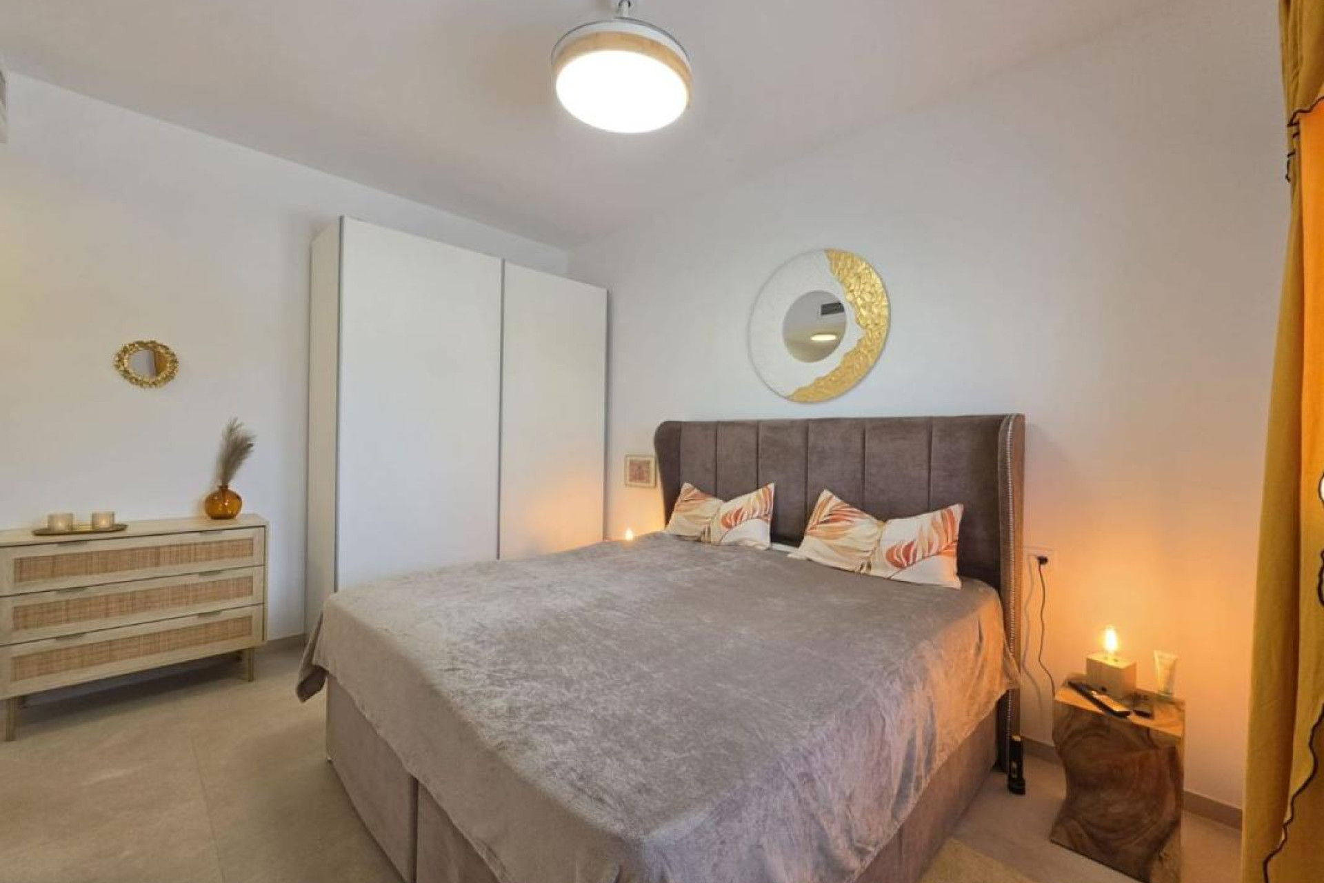 Resale - Villa - Pinoso