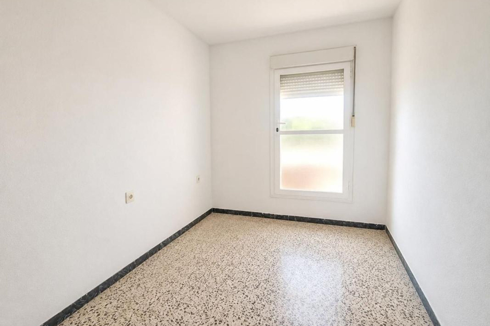 Resale - Villa - Pinoso