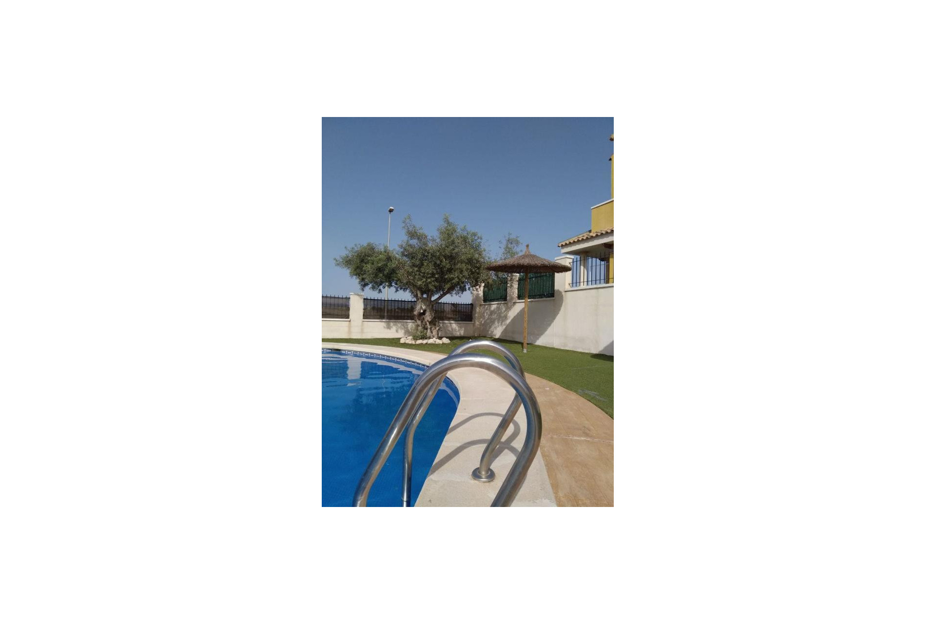 Resale - Villa - Rojales