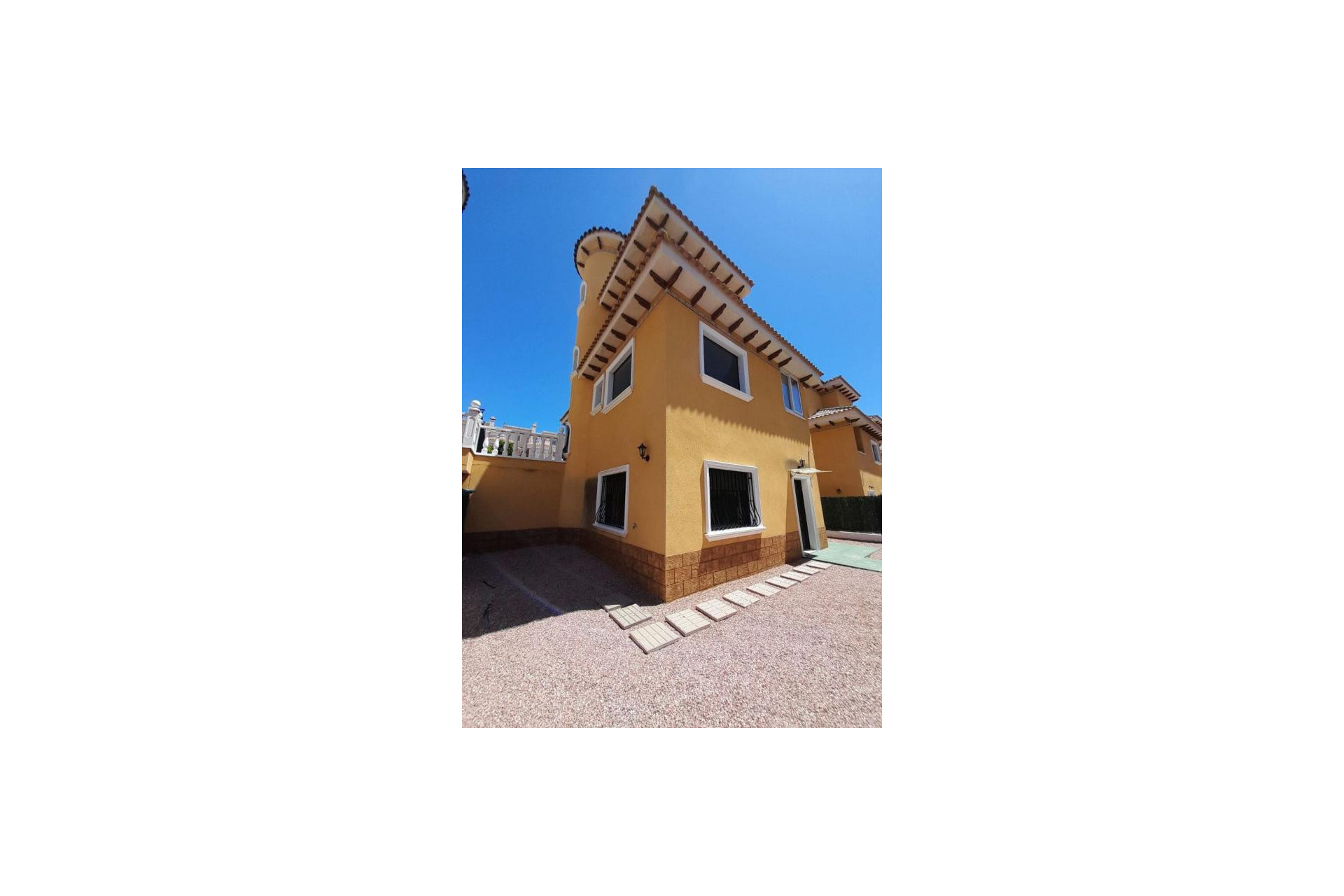 Resale - Villa - Rojales