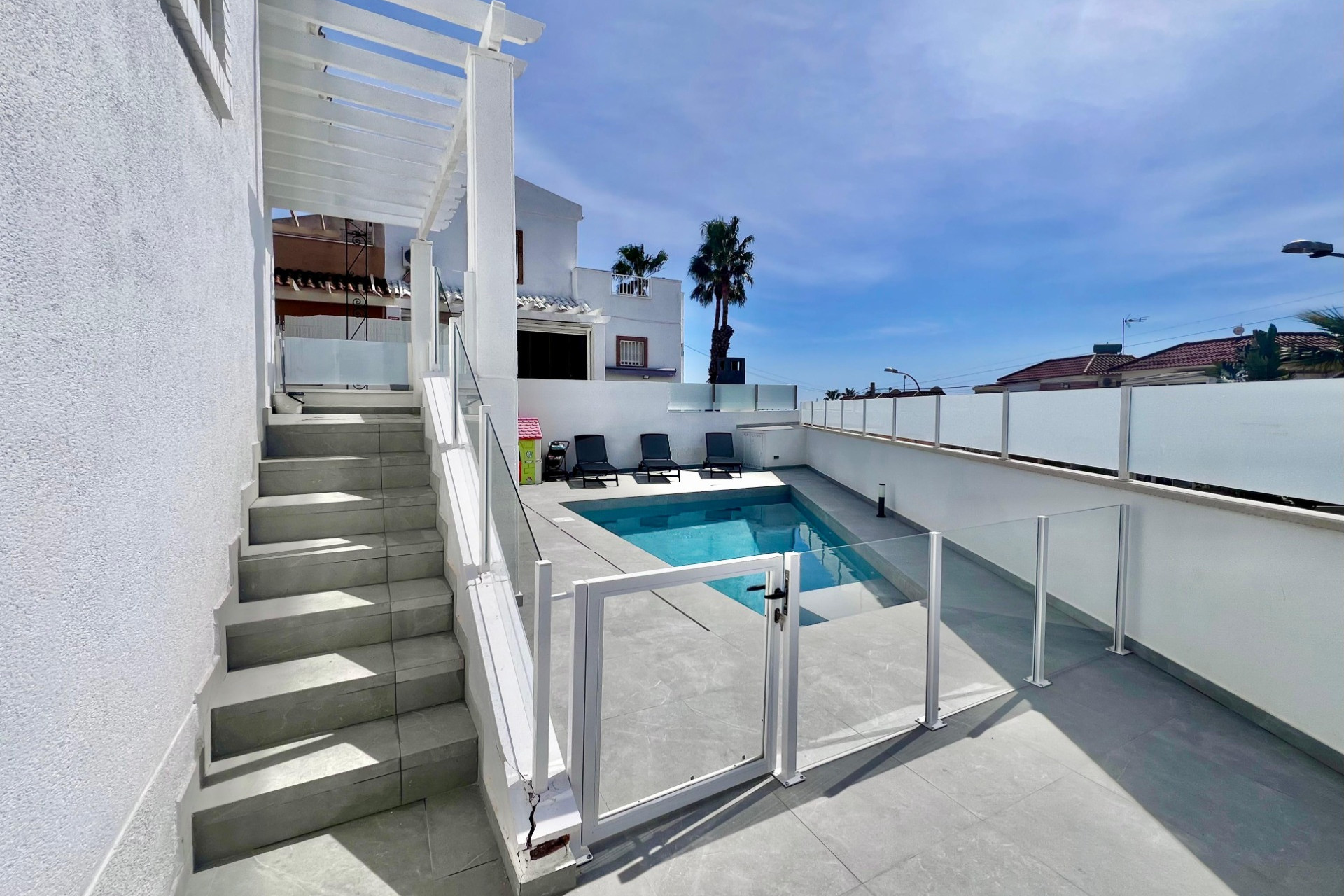 Resale - Villa - San Miguel de Salinas - Las filipinas