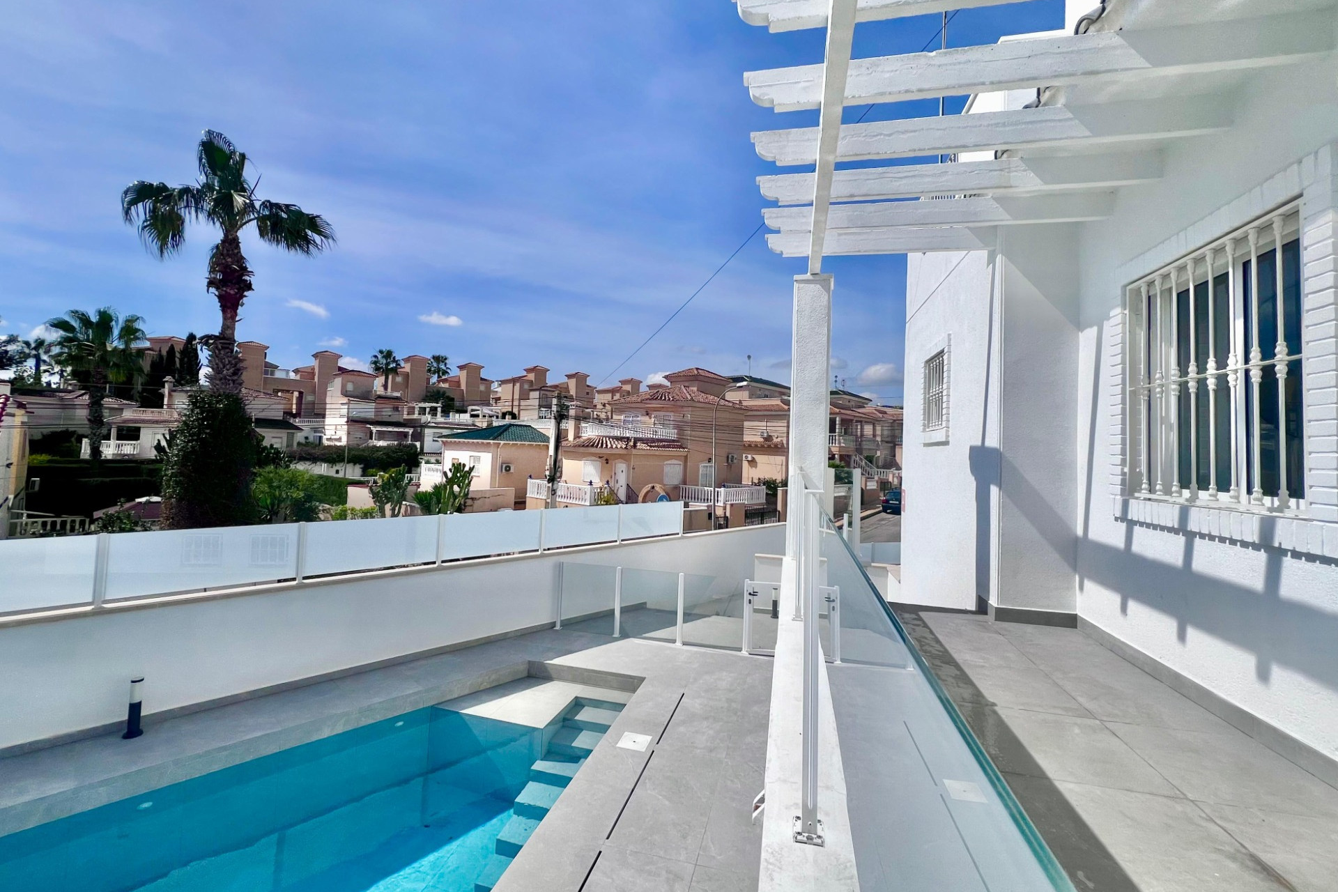 Resale - Villa - San Miguel de Salinas - Las filipinas