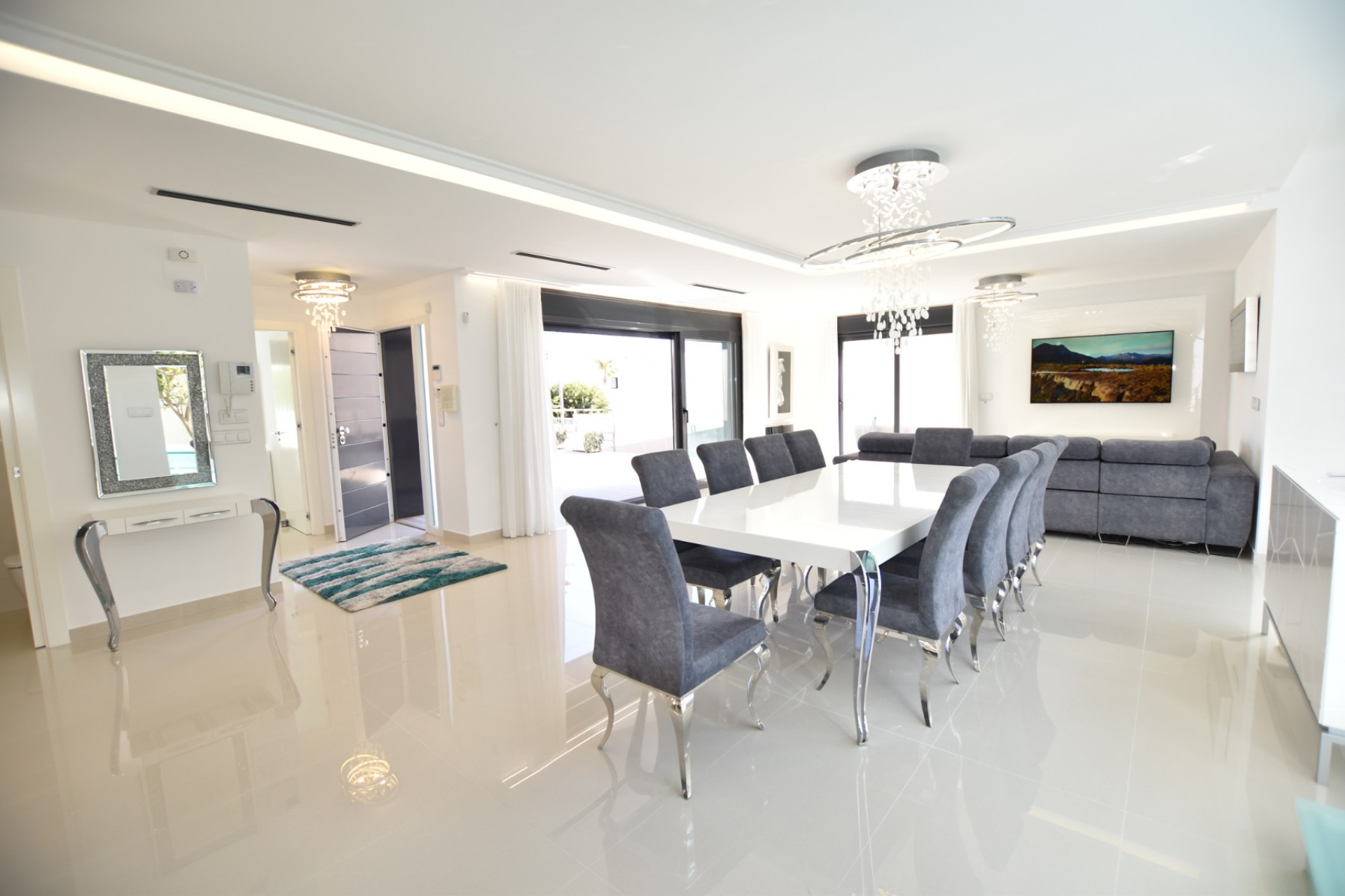 Resale - Villa - San Miguel de Salinas