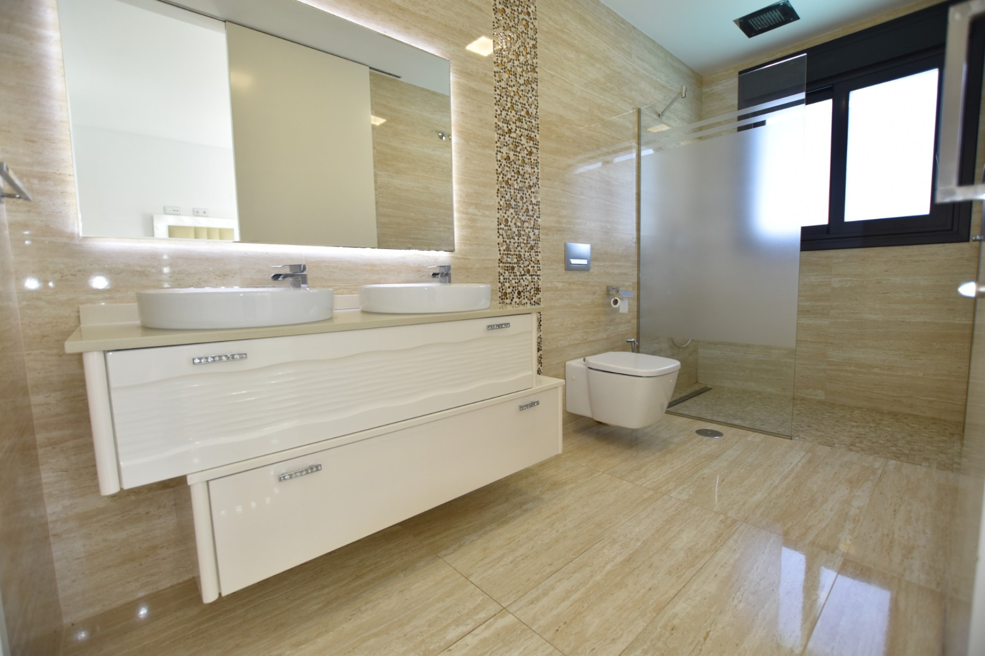 Resale - Villa - San Miguel de Salinas