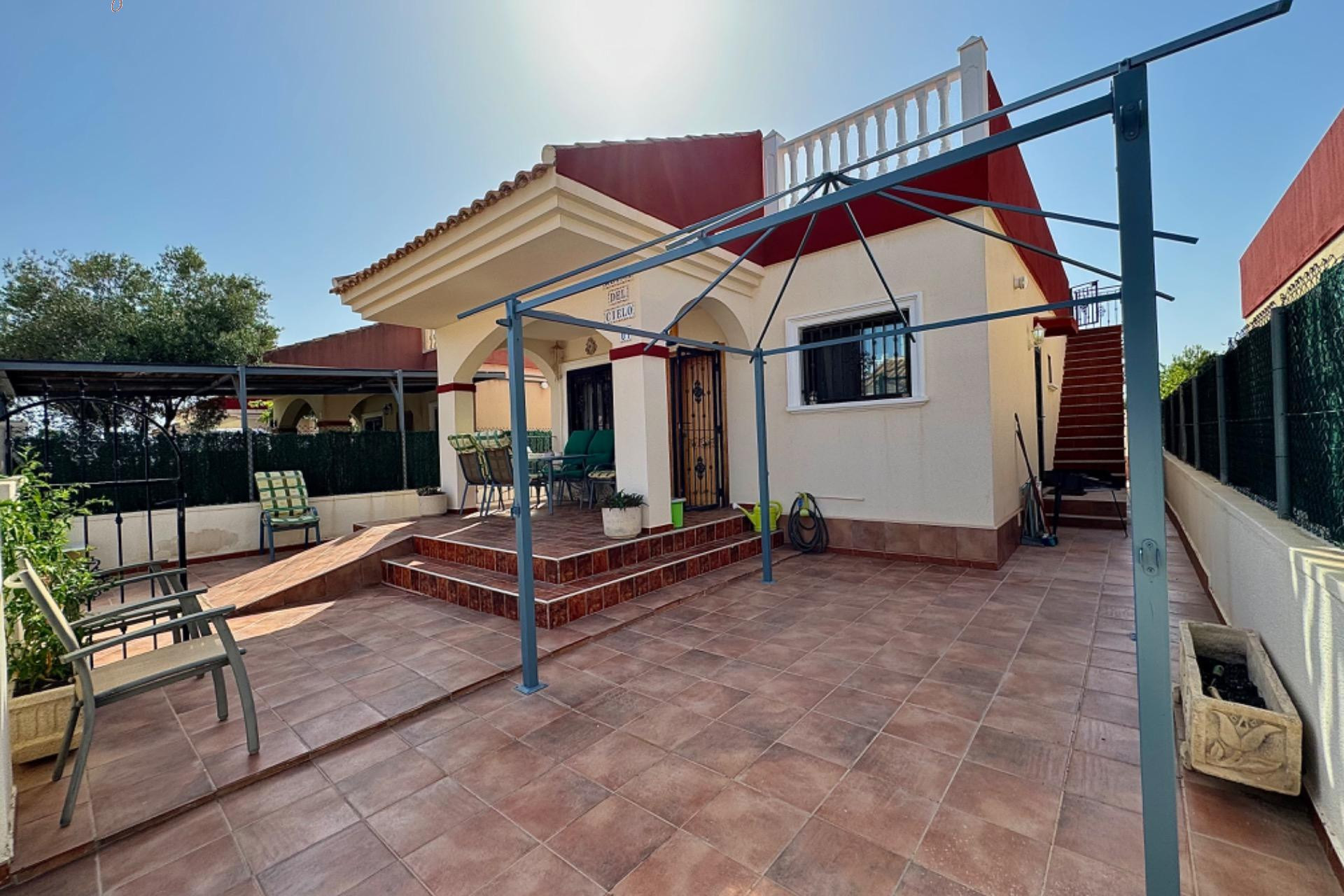 Resale - Villa - Torrevieja - Aguas nuevas 2