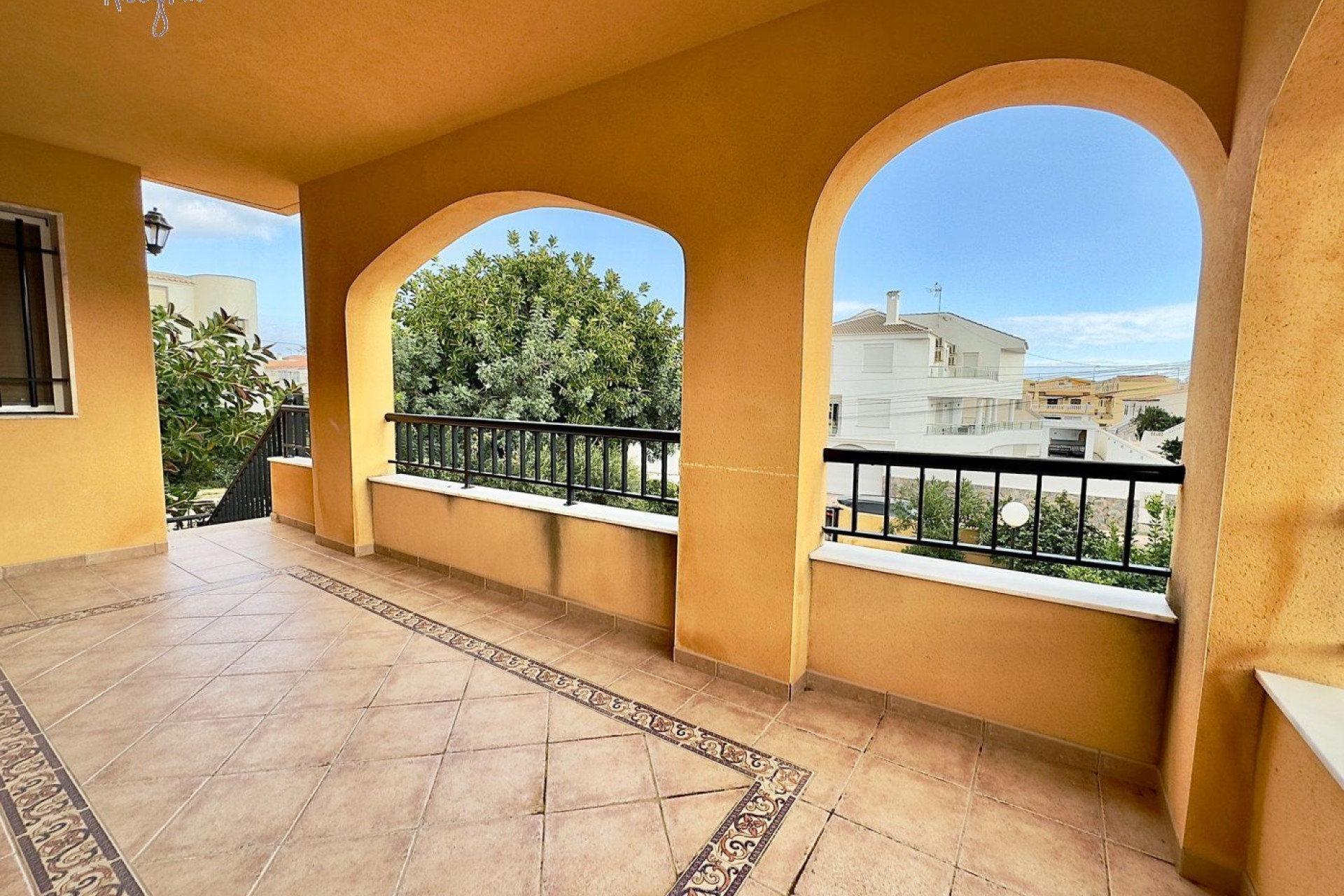 Resale - Villa - Torrevieja - Aldea del mar