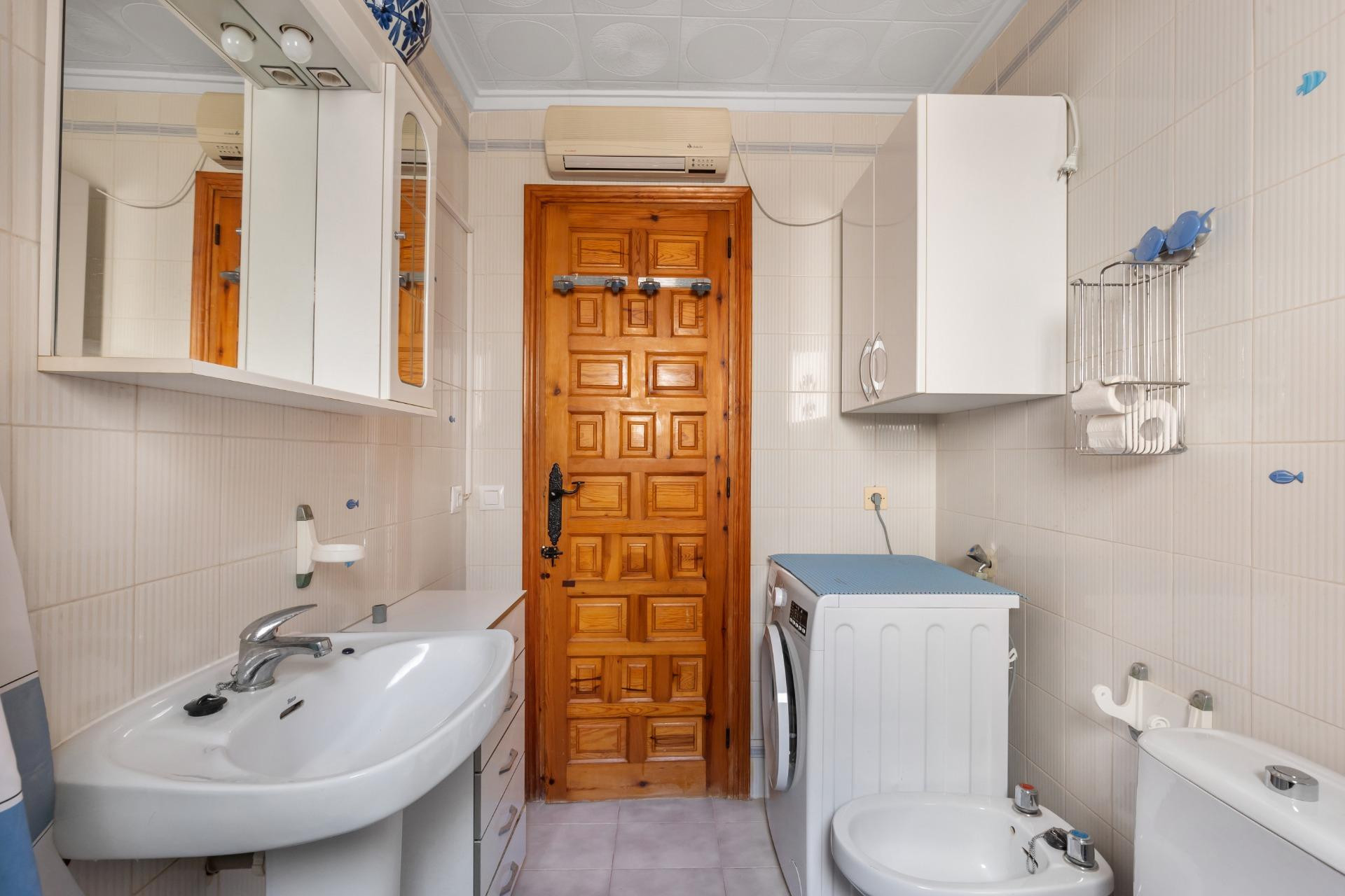 Resale - Villa - Torrevieja - La siesta