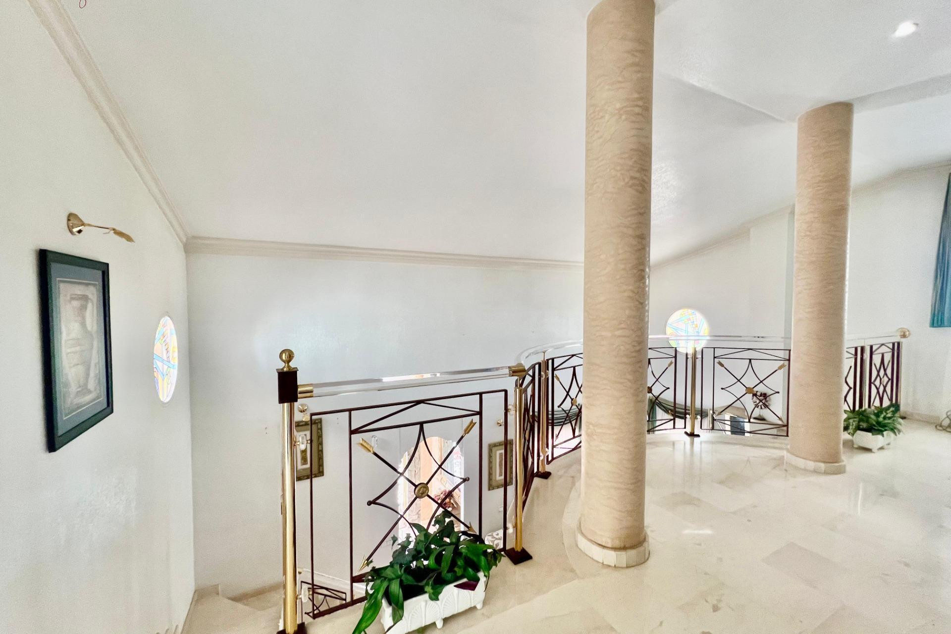 Resale - Villa - Torrevieja - Los Balcones - Los Altos del Edén