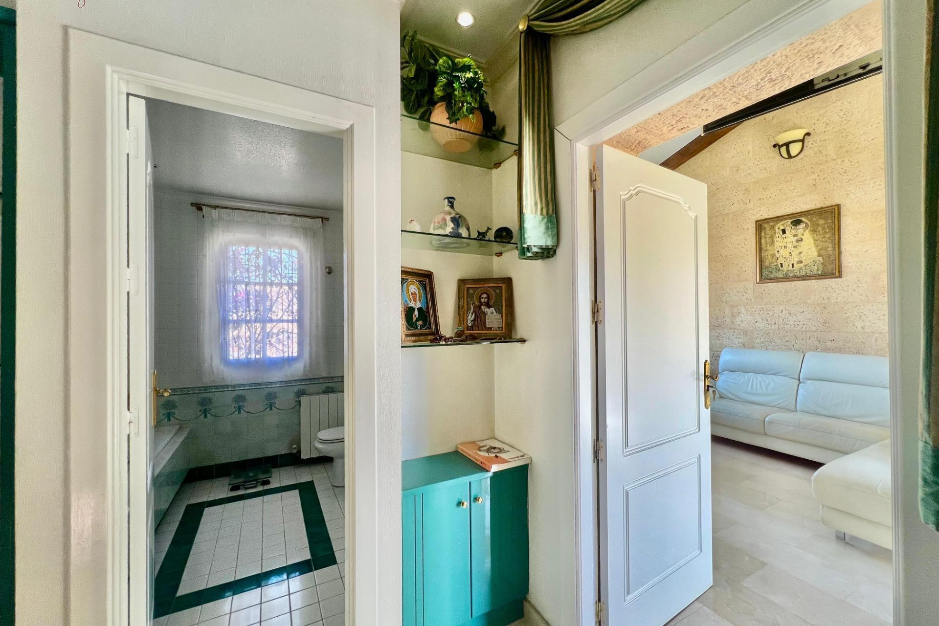 Resale - Villa - Torrevieja - Los Balcones - Los Altos del Edén