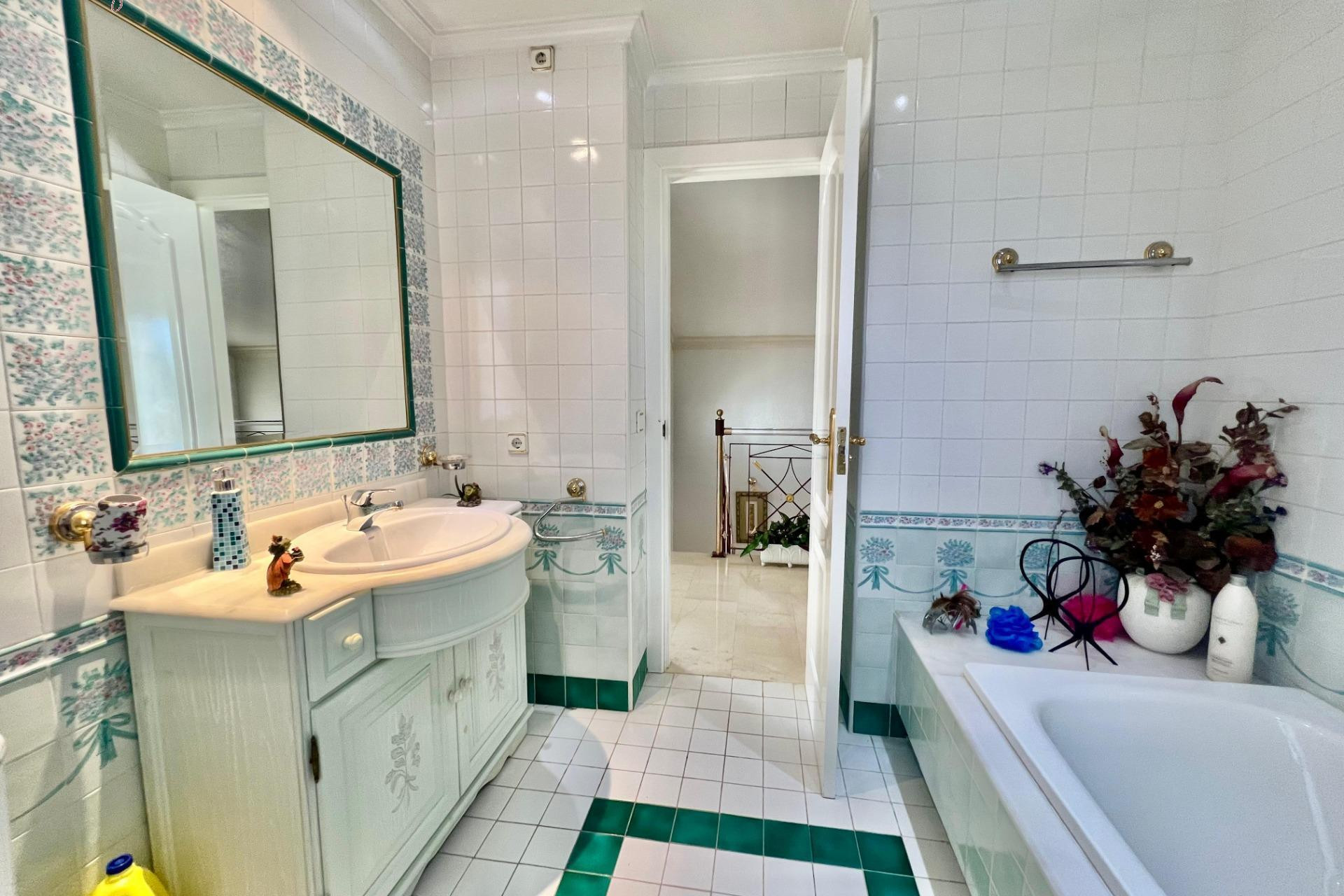 Resale - Villa - Torrevieja - Los Balcones - Los Altos del Edén