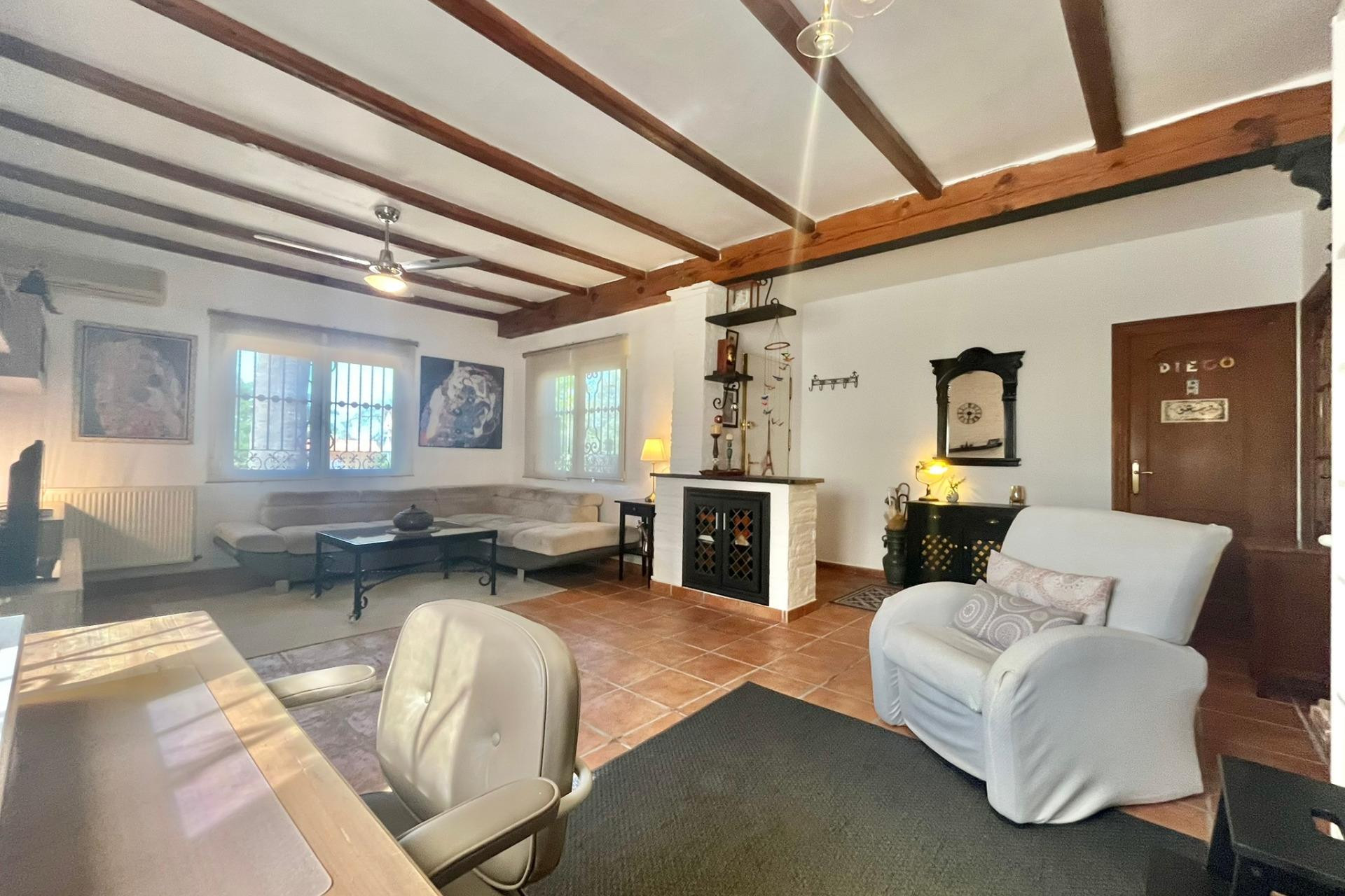 Resale - Villa - Torrevieja - Los Balcones - Los Altos del Edén