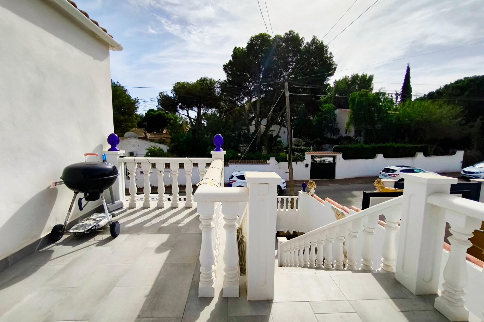 Resale - Villa - Torrevieja - Los balcones