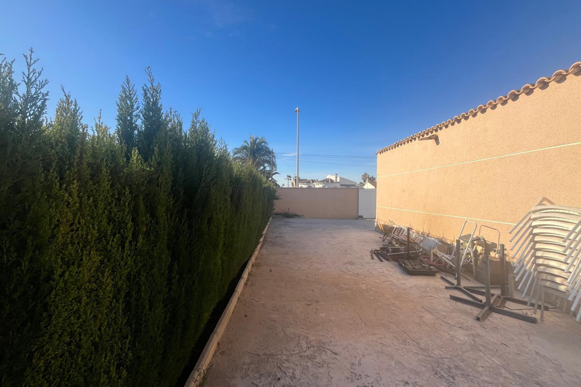 Resale - Villa - Torrevieja - San luis