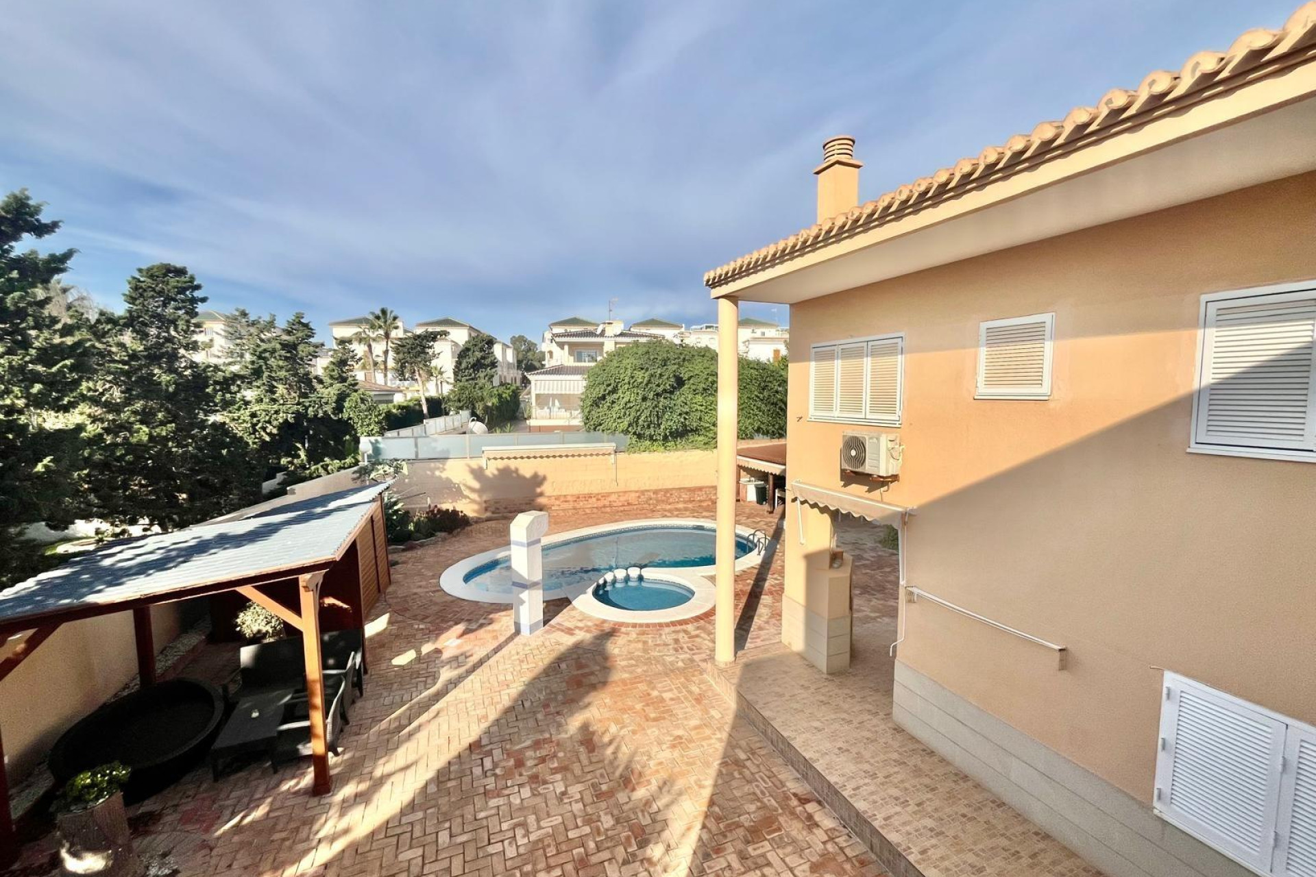 Resale - Villa - Torrevieja - Torre la mata