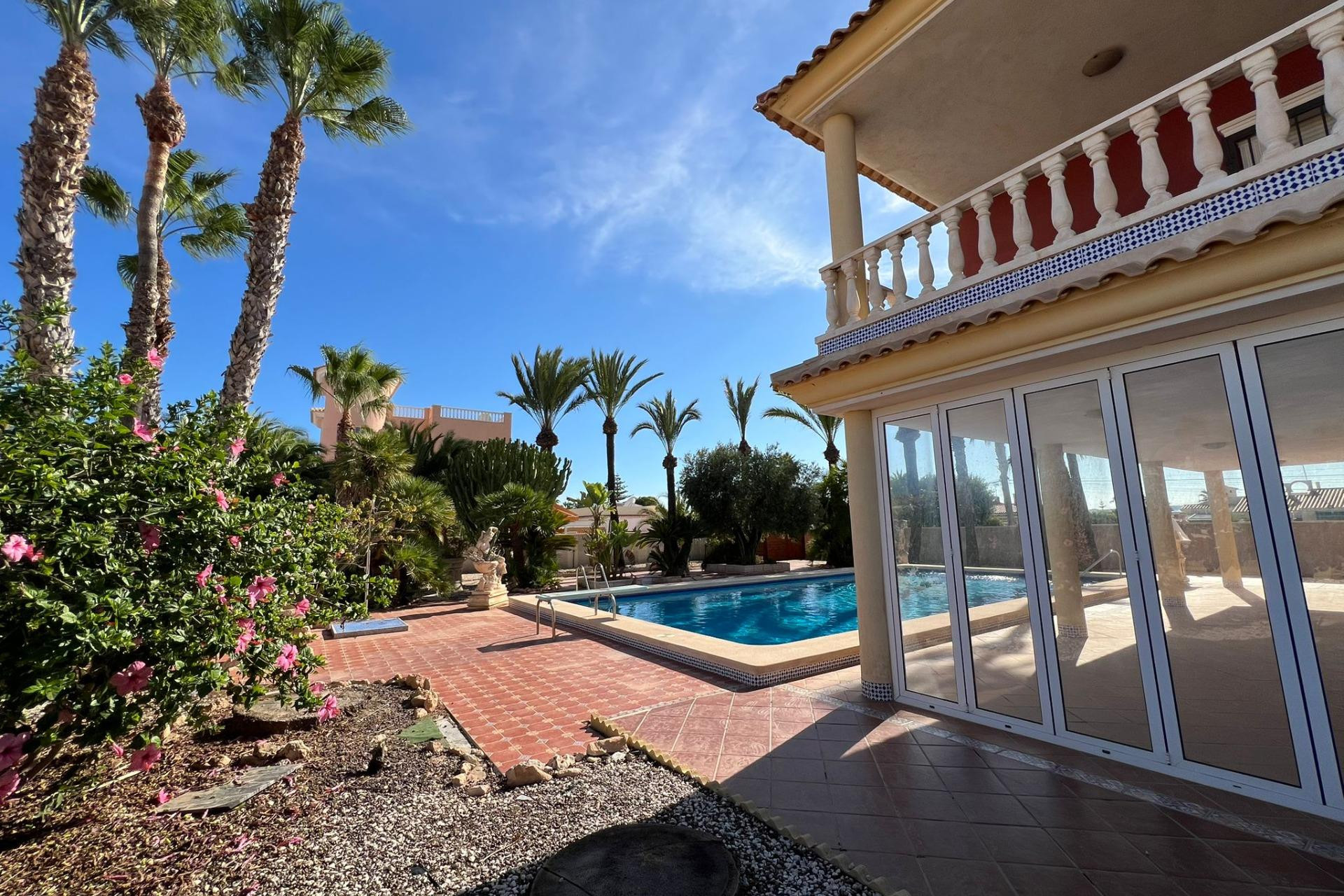 Resale - Villa - Torrevieja - Torreta florida