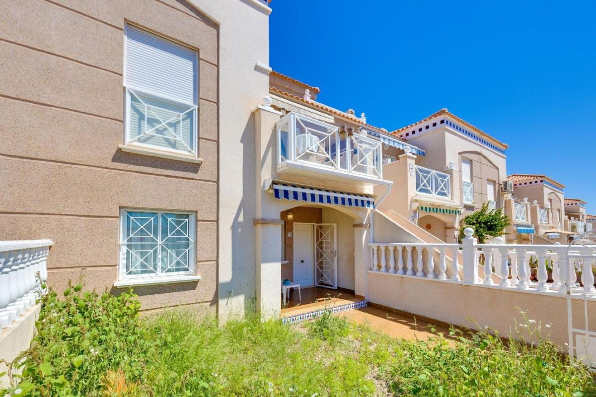 Resale - Villa - Torrevieja - torrevieja