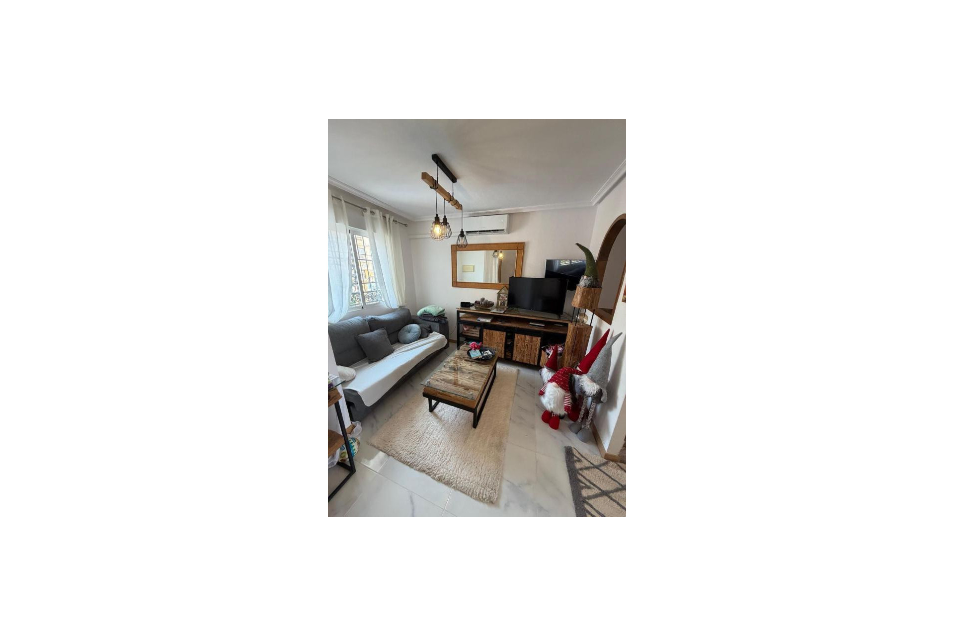 Resale - Villa - Torrevieja - torrevieja