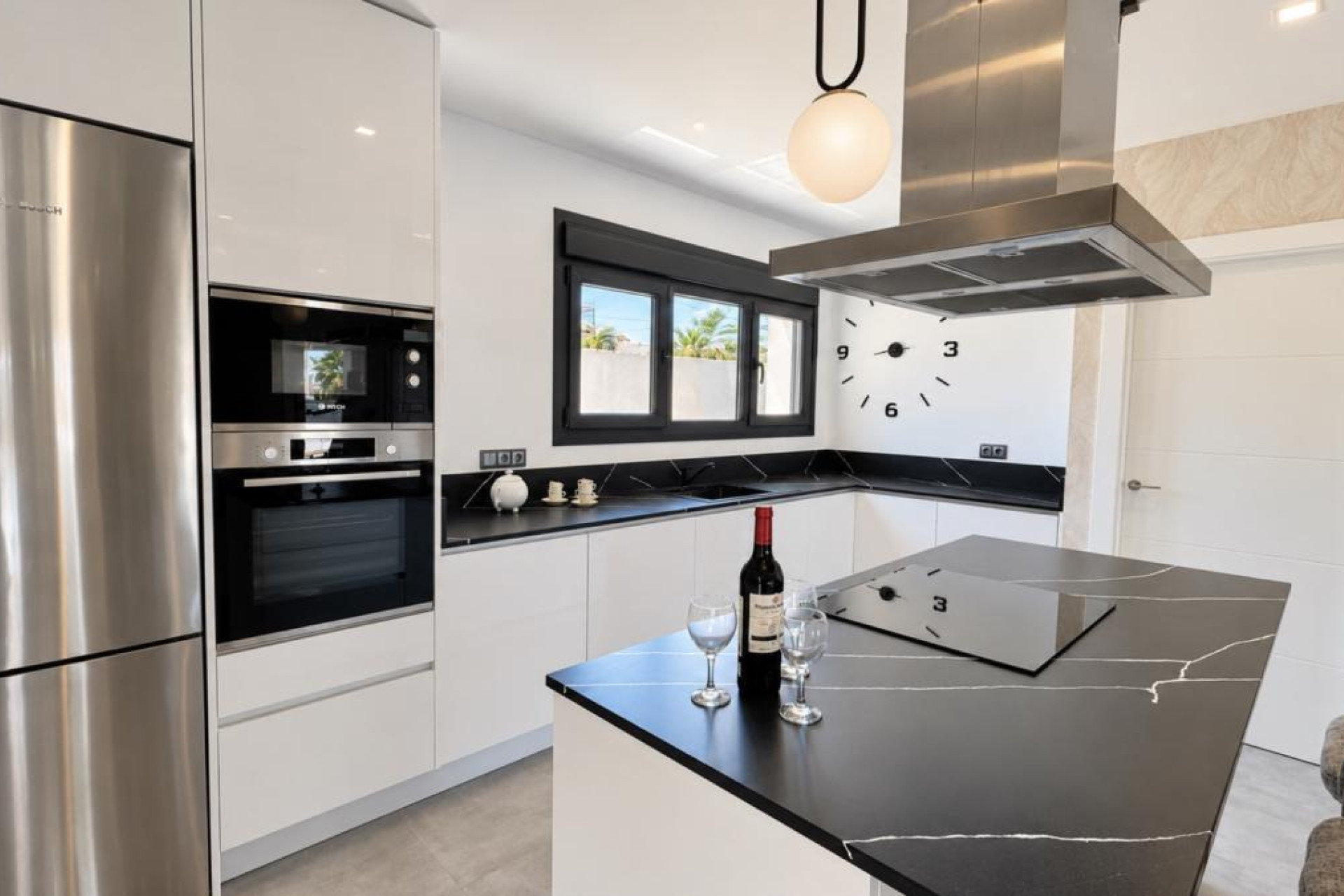 Resale - Villa - Torrevieja - torrevieja