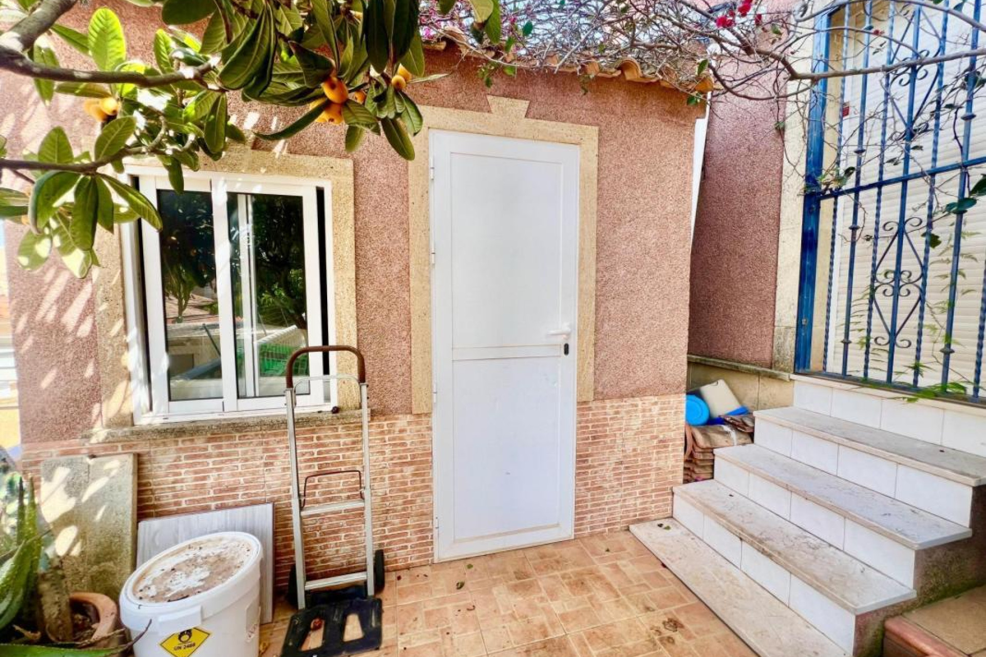 Resale - Villa - Torrevieja - torrevieja