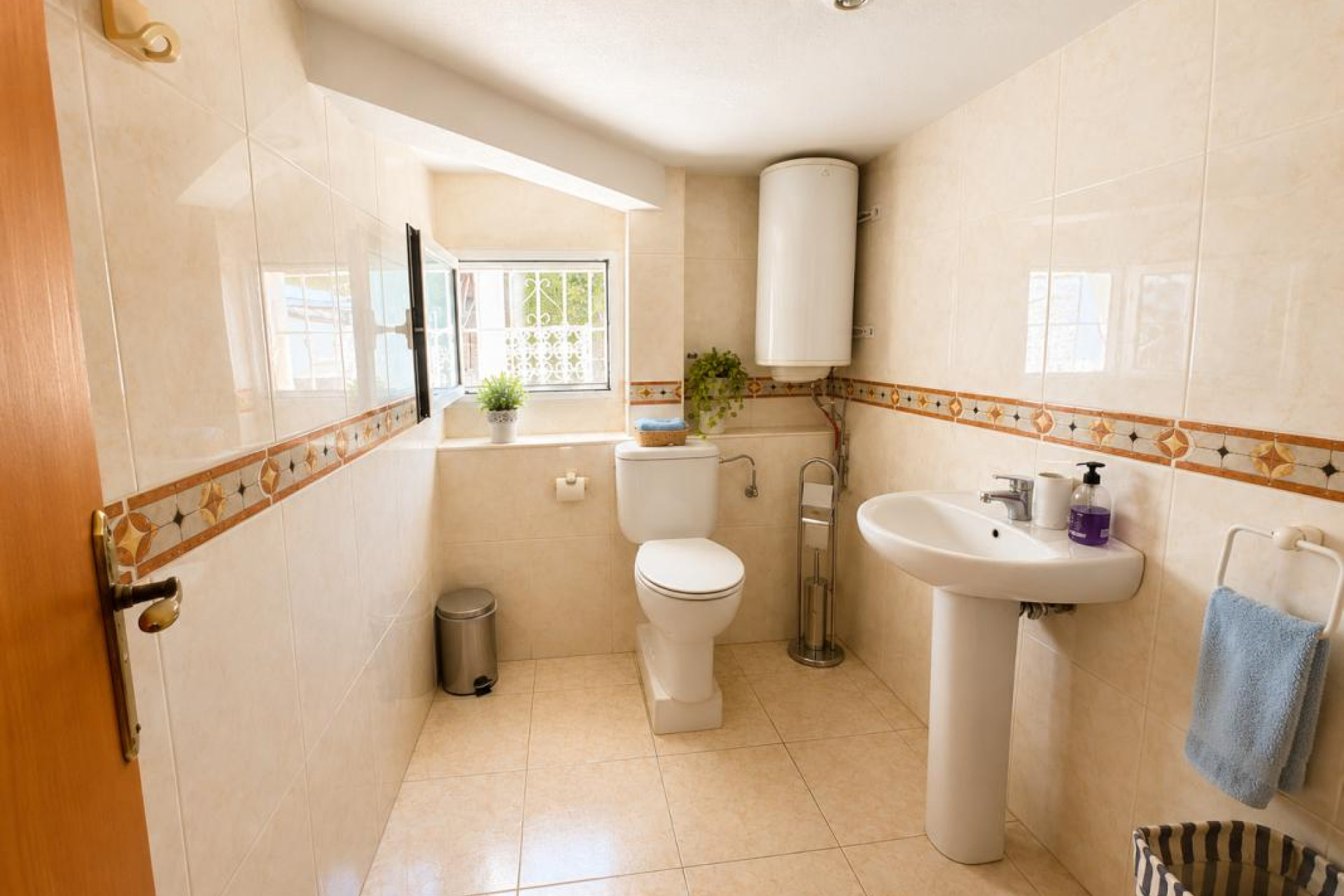 Resale - Villa - Torrevieja - torrevieja