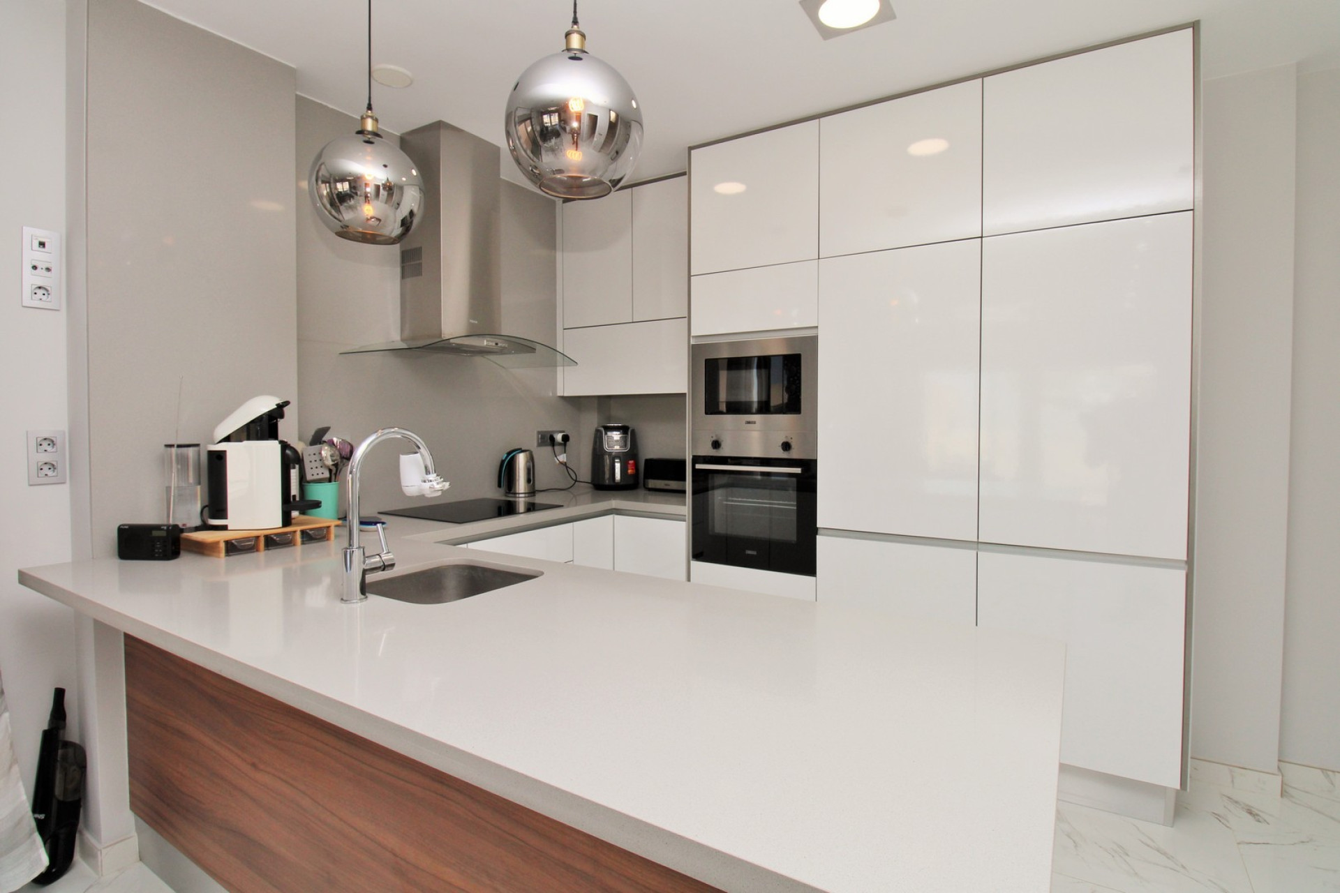 Resale - Villa - Villamartin